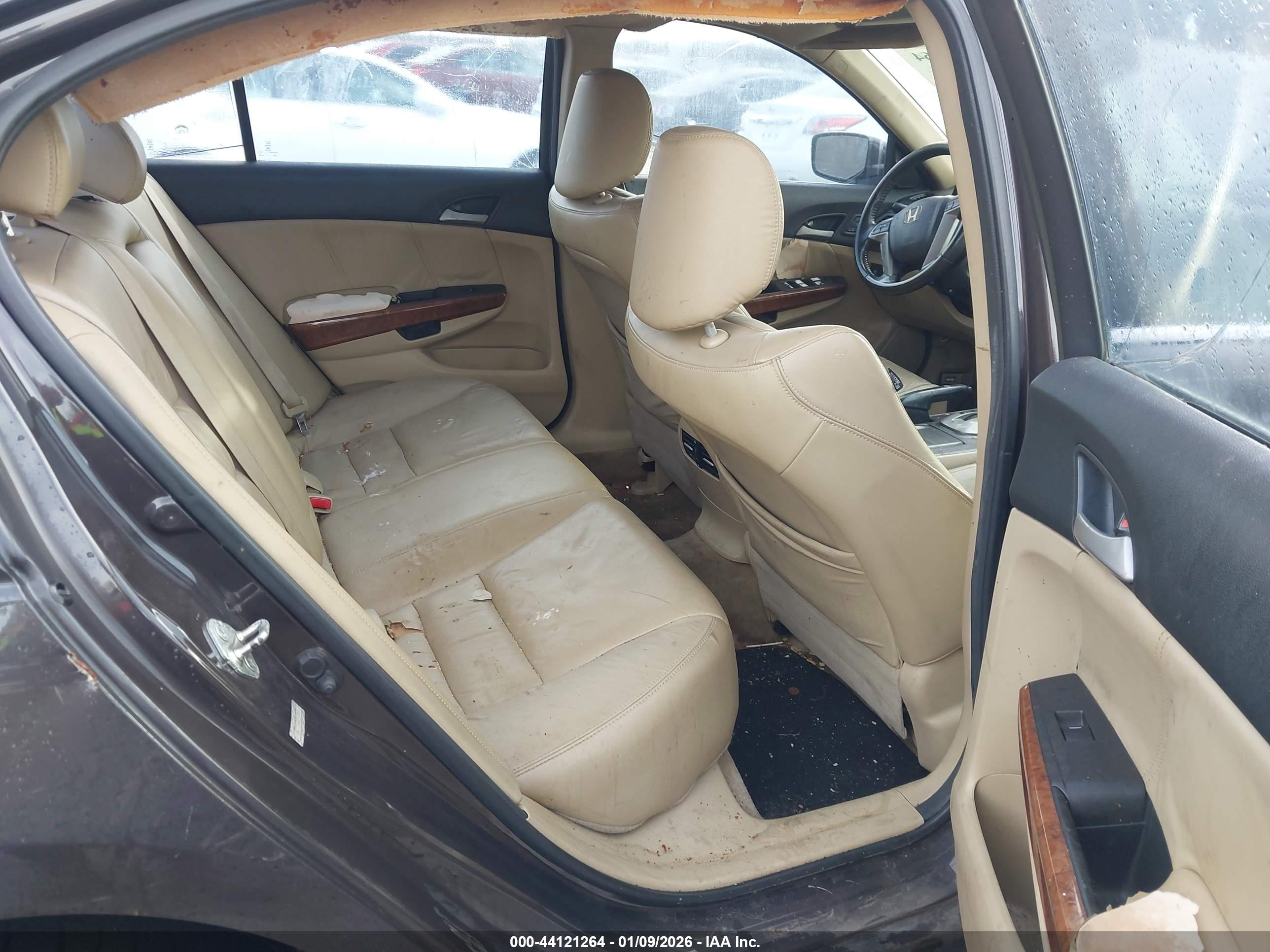 HONDA ACCORD image 8
