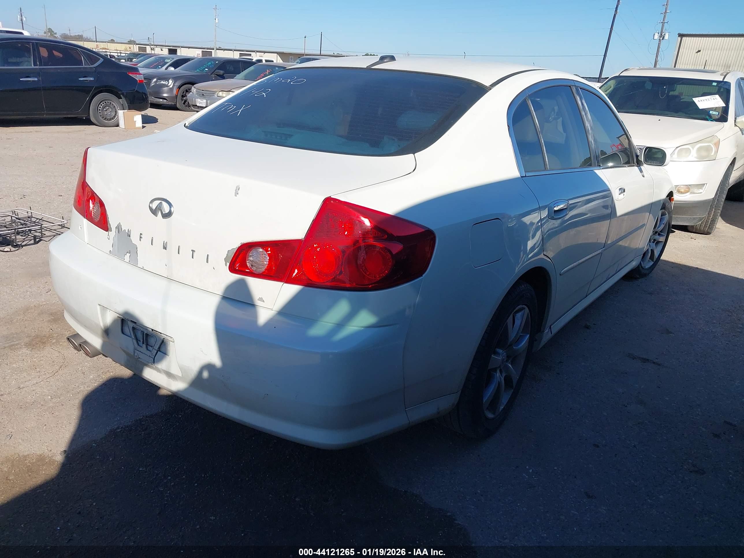 INFINITI G35 image 4