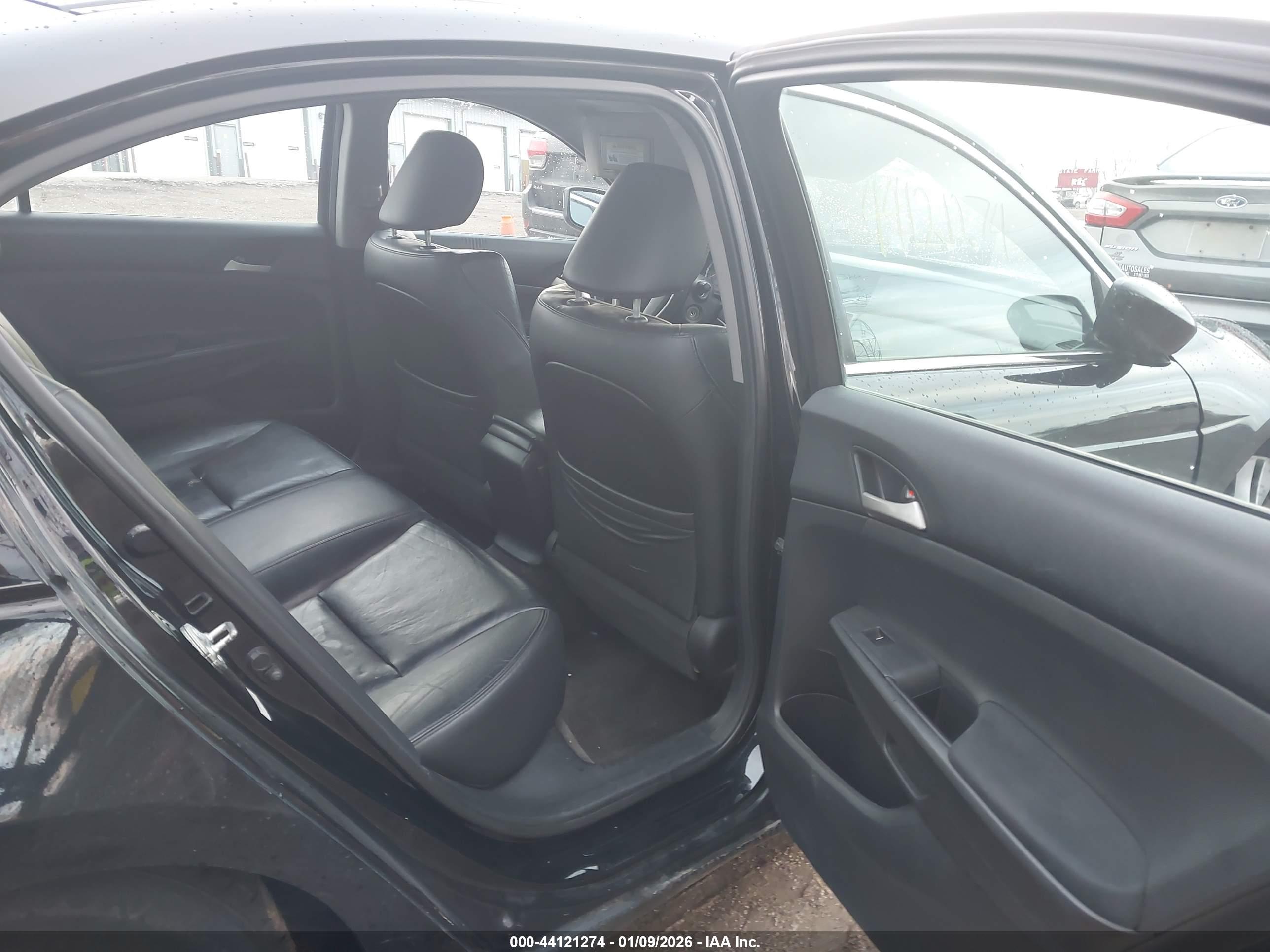 HONDA ACCORD image 8