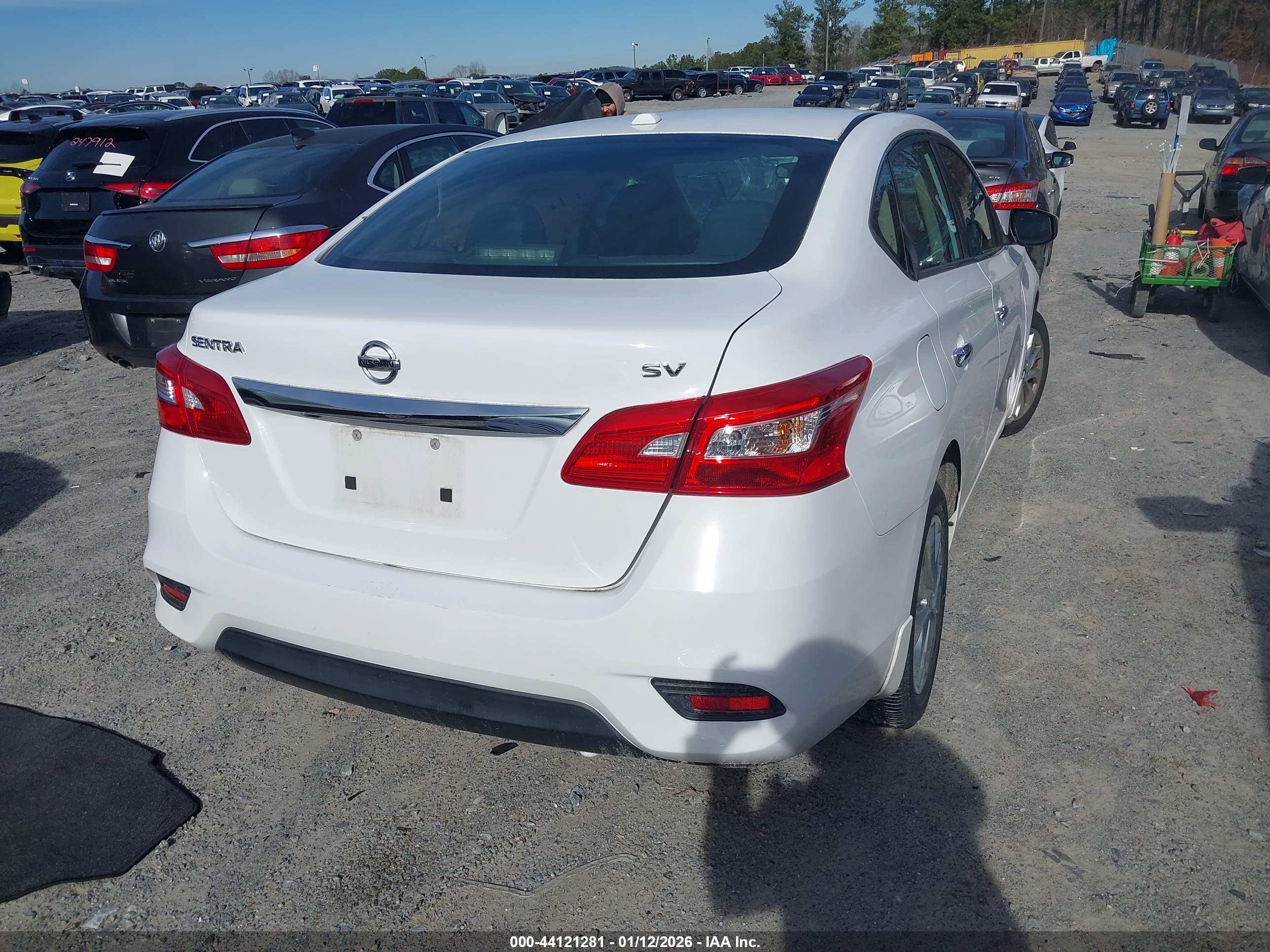 NISSAN SENTRA image 4