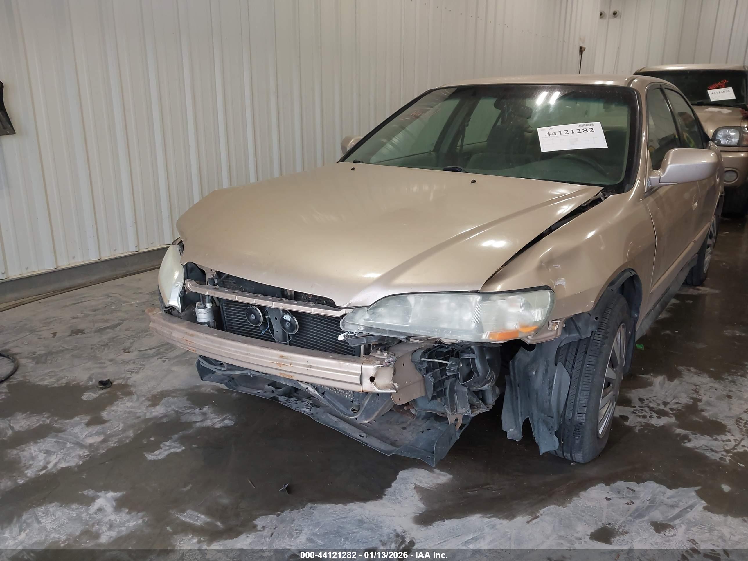 HONDA ACCORD image 6