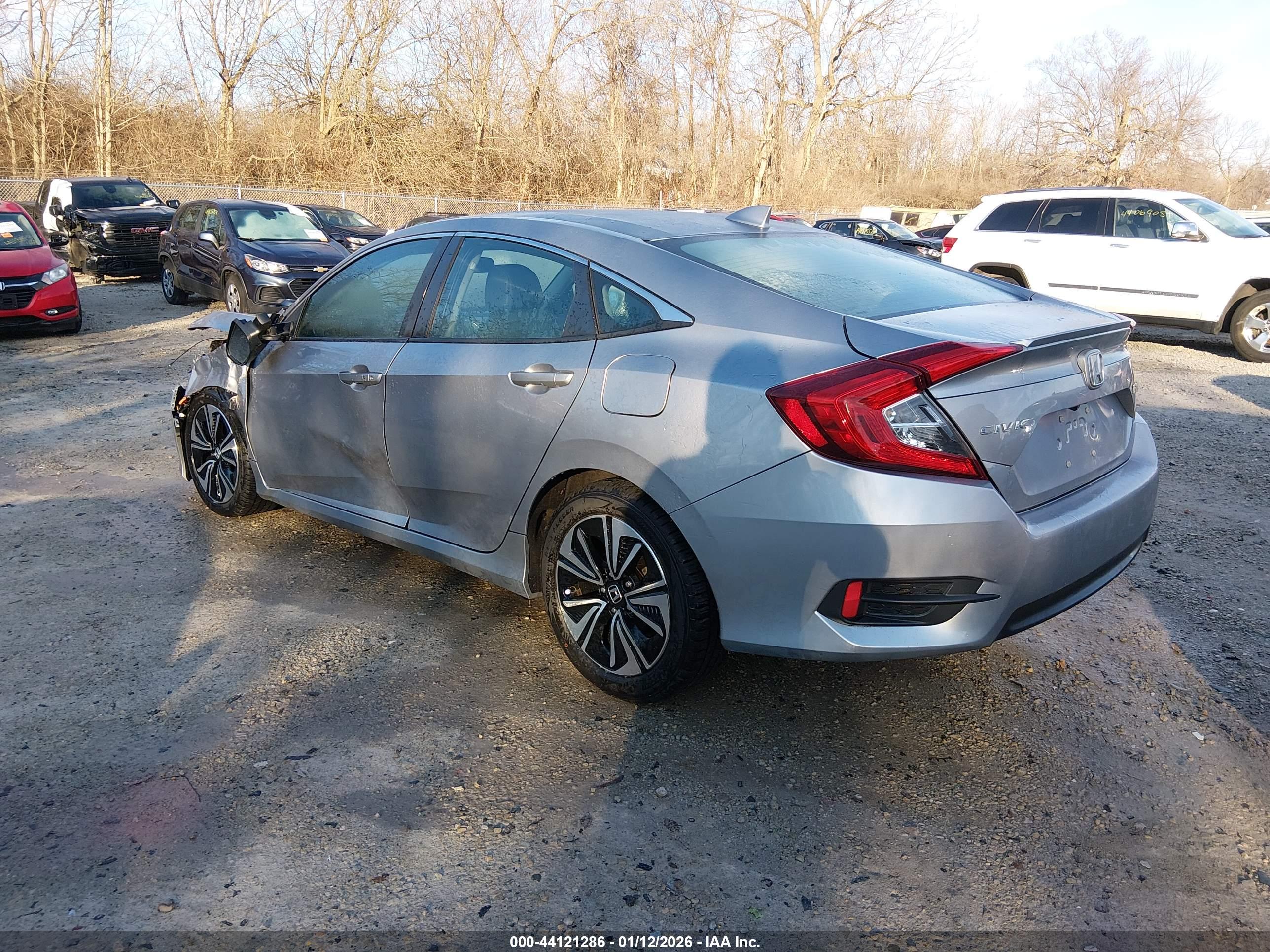 HONDA CIVIC image 3
