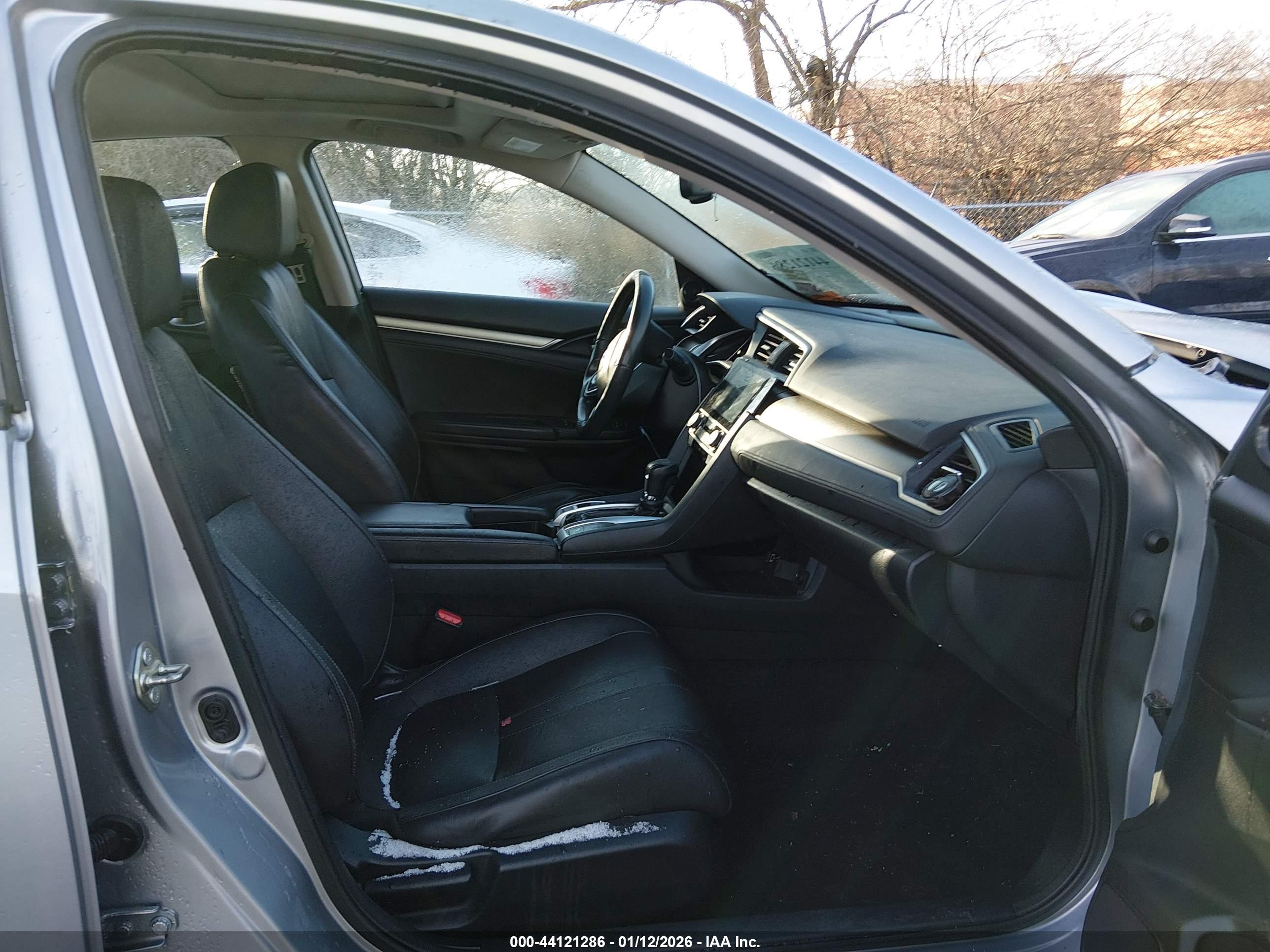 HONDA CIVIC image 5