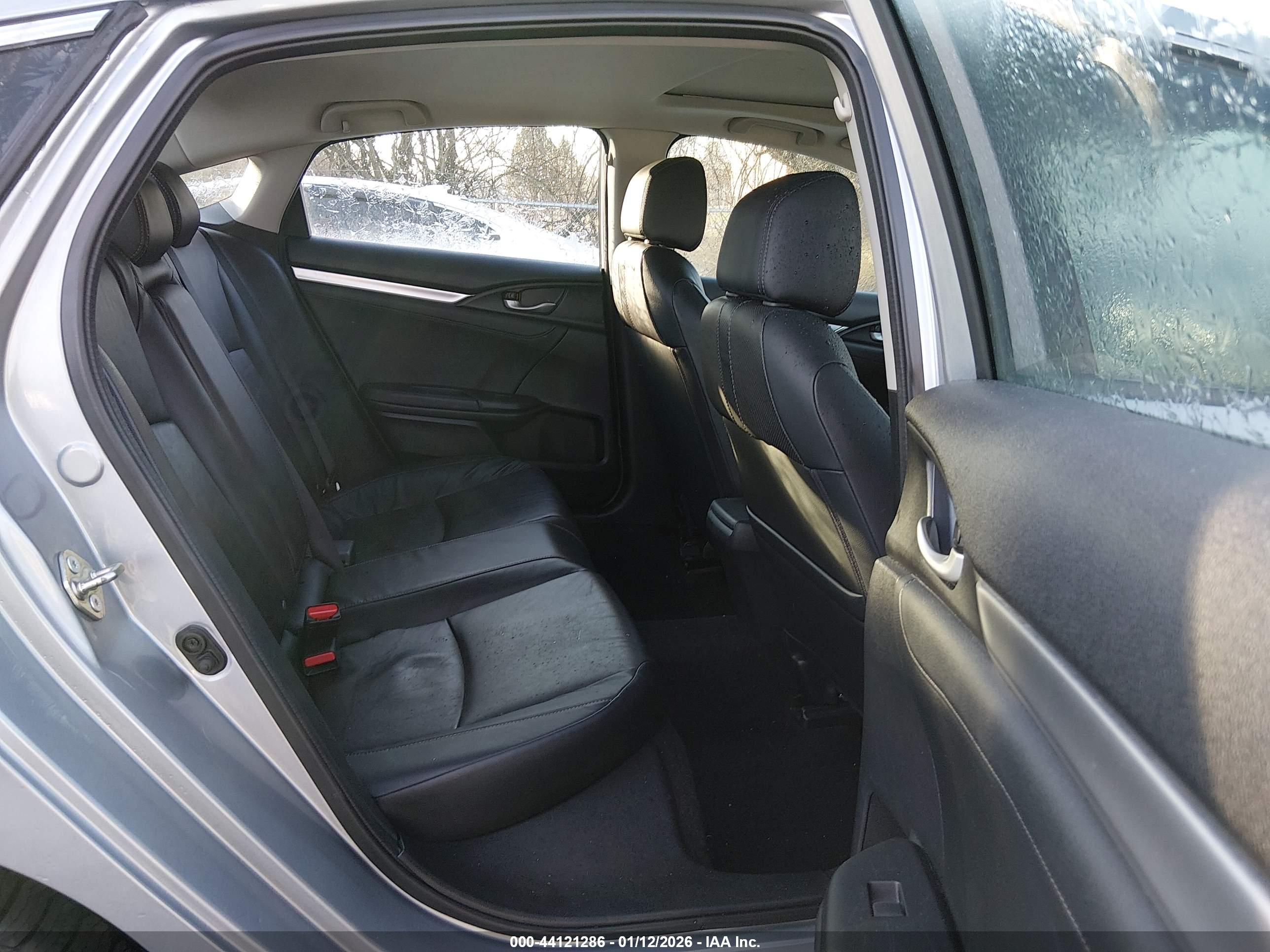 HONDA CIVIC image 8