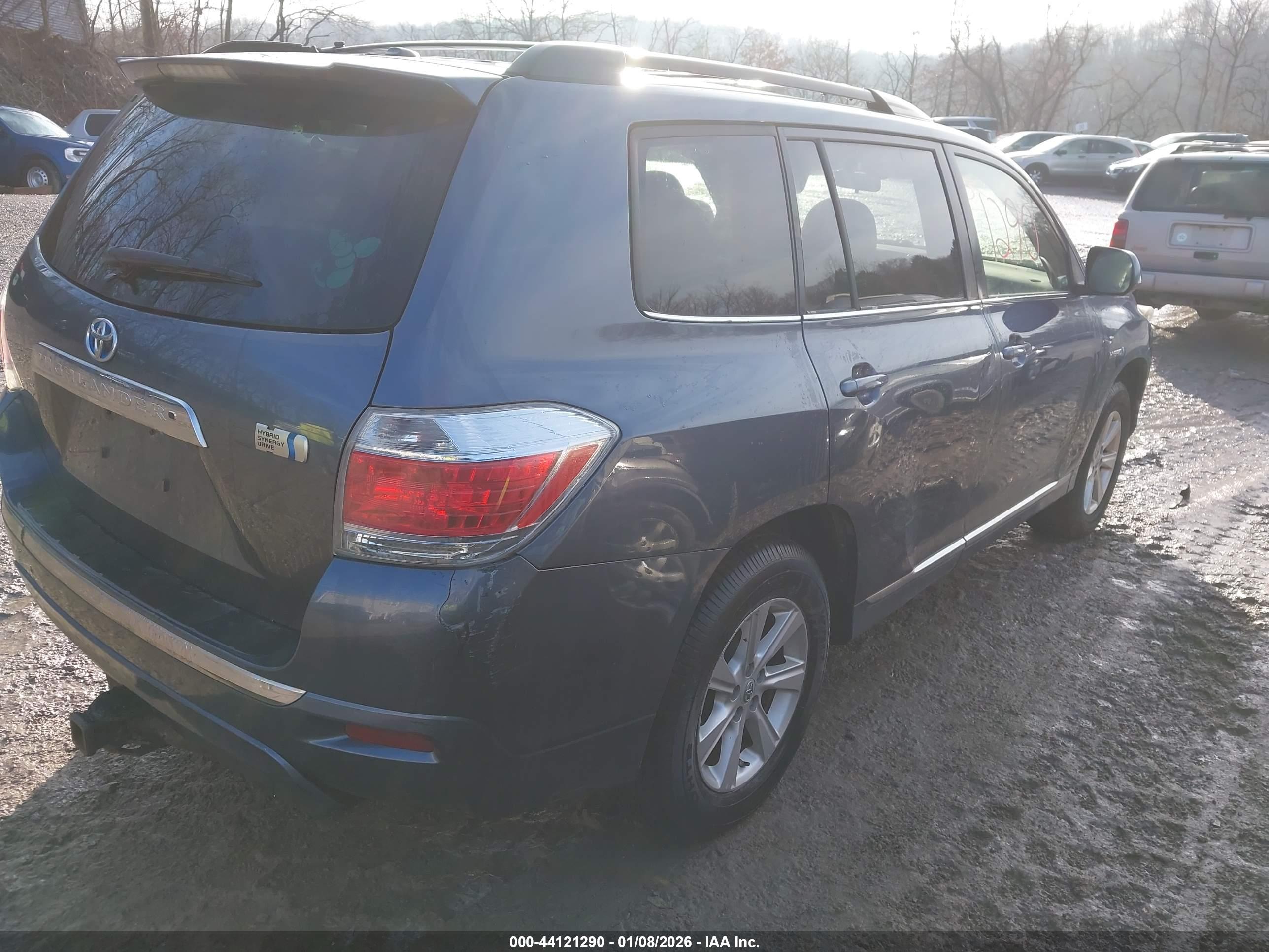 TOYOTA HIGHLANDER image 4