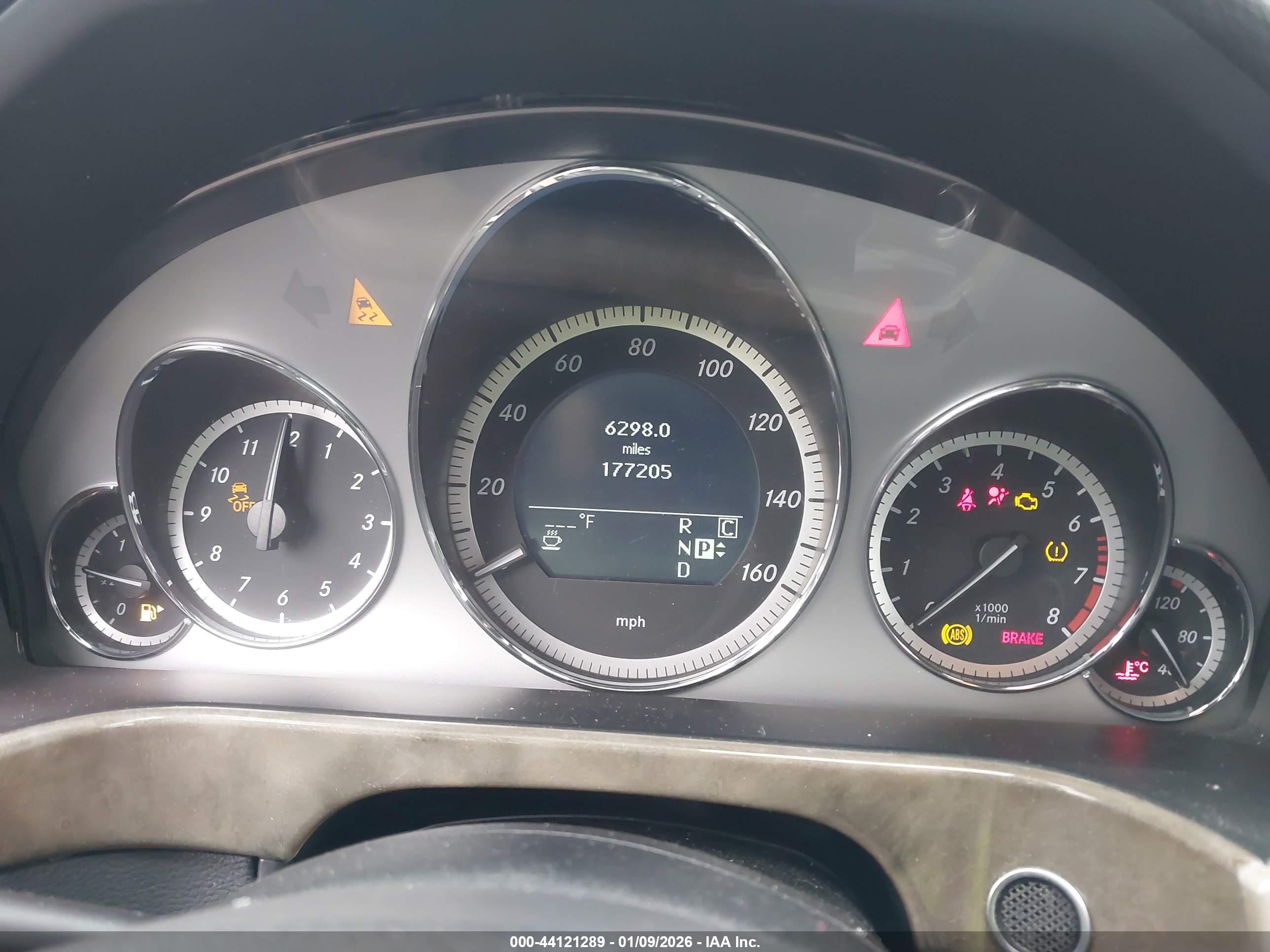 MERCEDES-BENZ E image 7