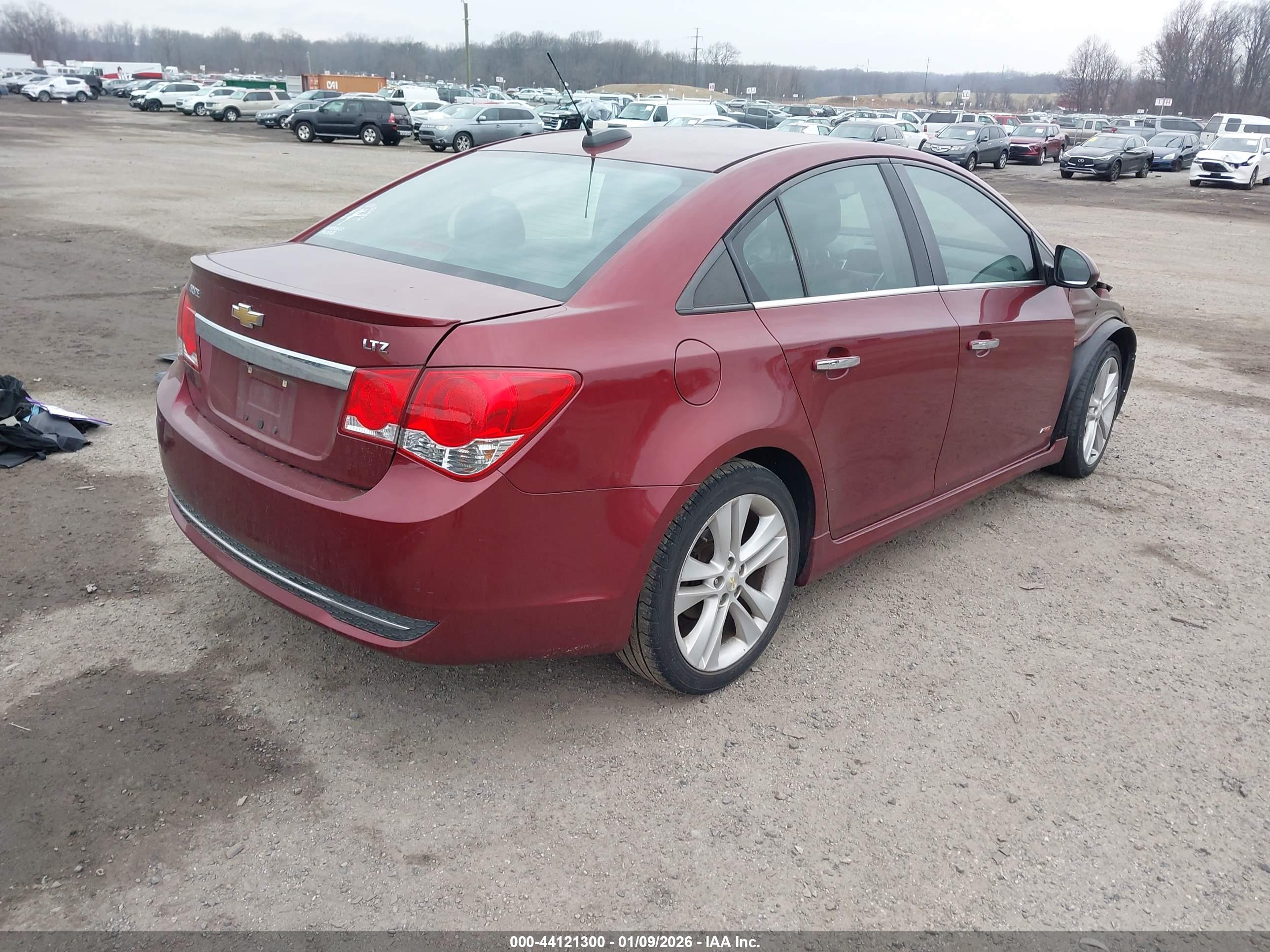 CHEVROLET CRUZE image 4
