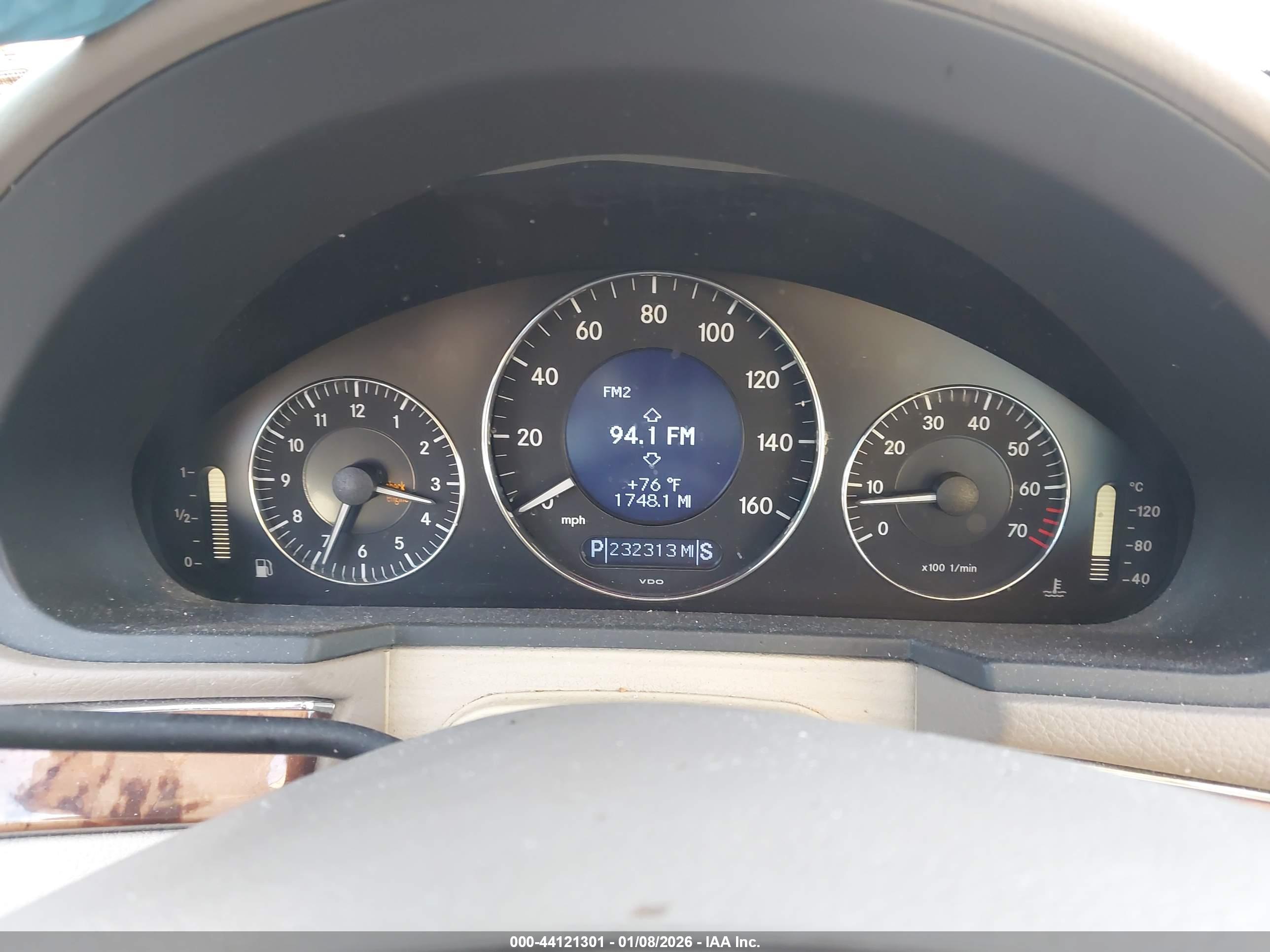 MERCEDES-BENZ E image 7