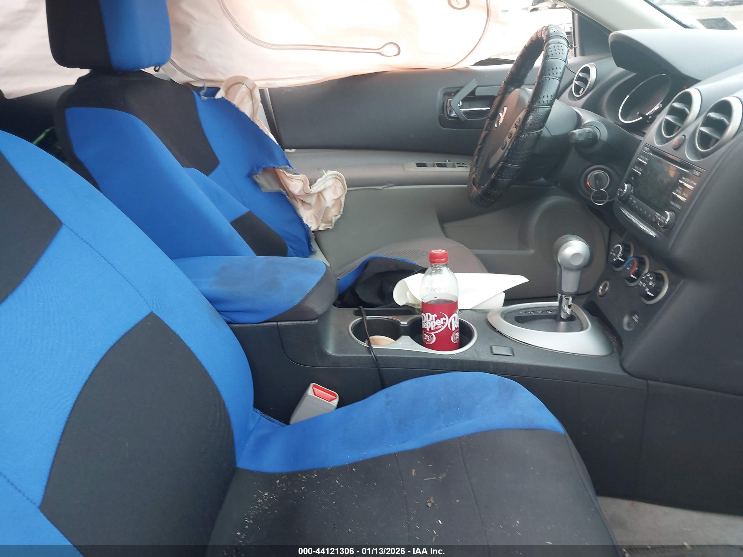 NISSAN ROGUE image 5