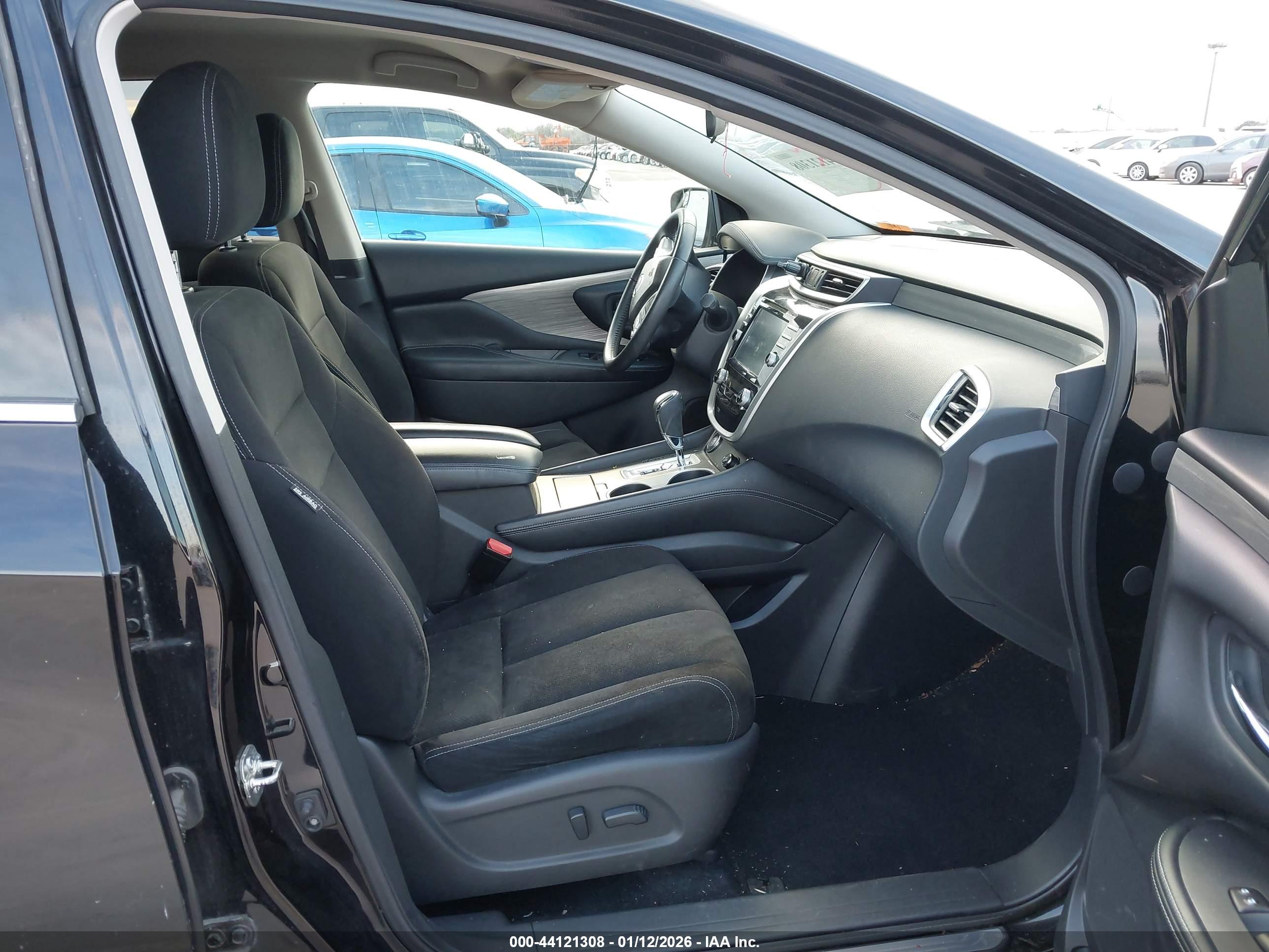 NISSAN MURANO image 5