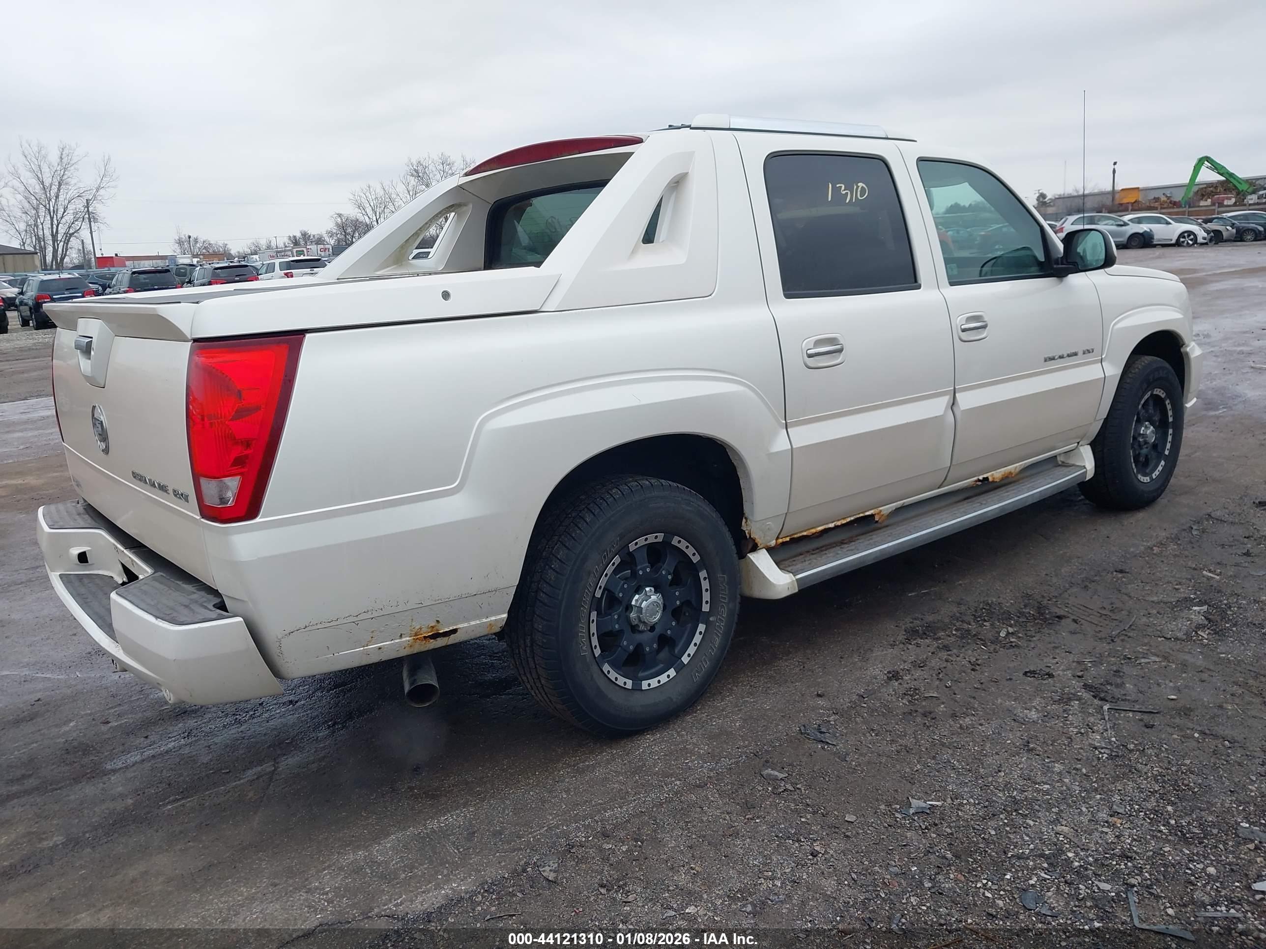CADILLAC ESCALADE image 4