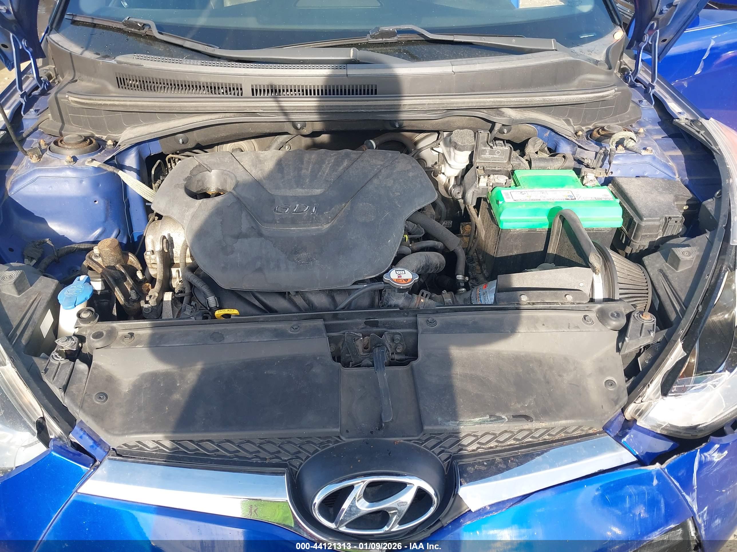 HYUNDAI VELOSTER image 10