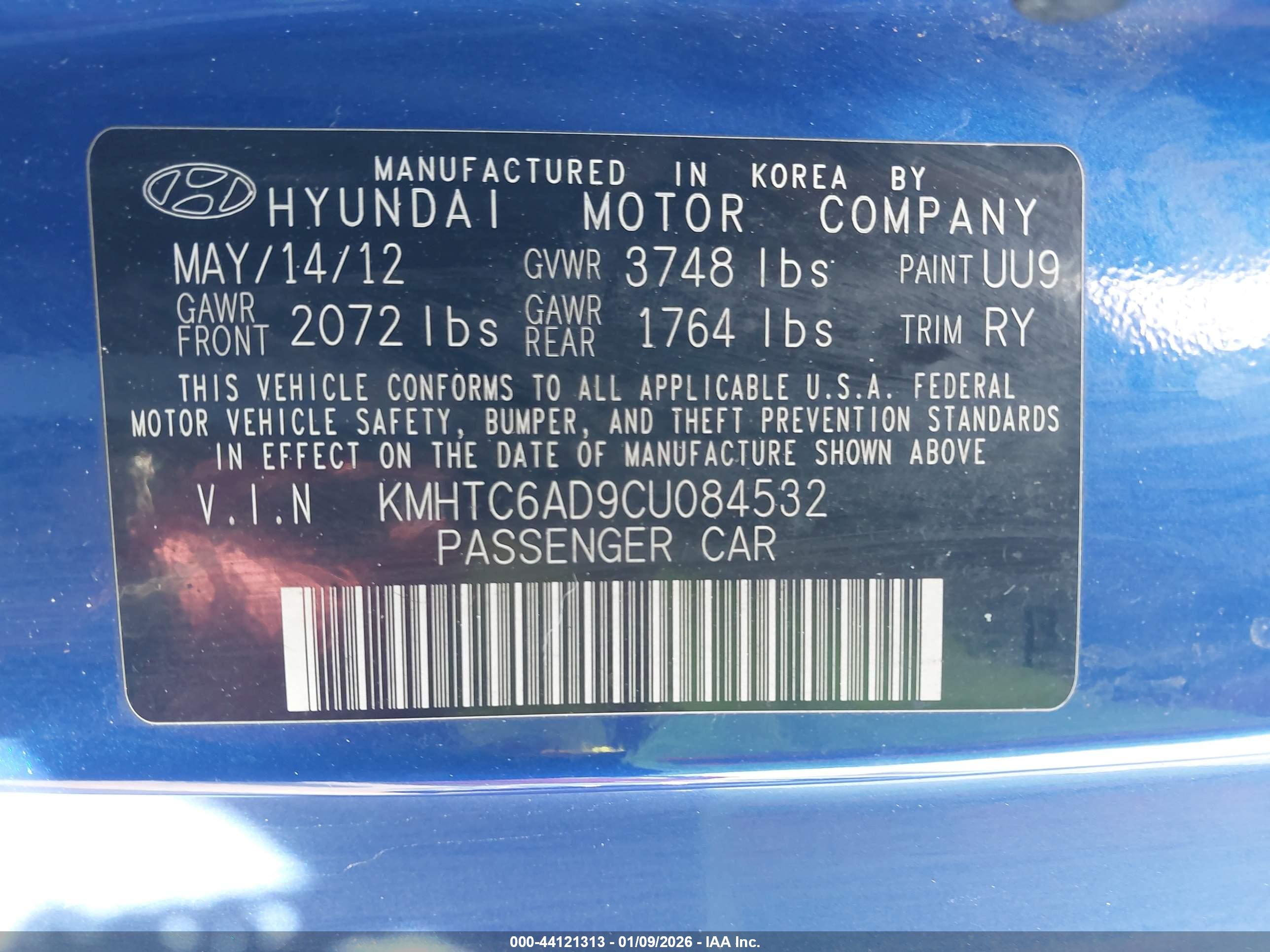 HYUNDAI VELOSTER image 9