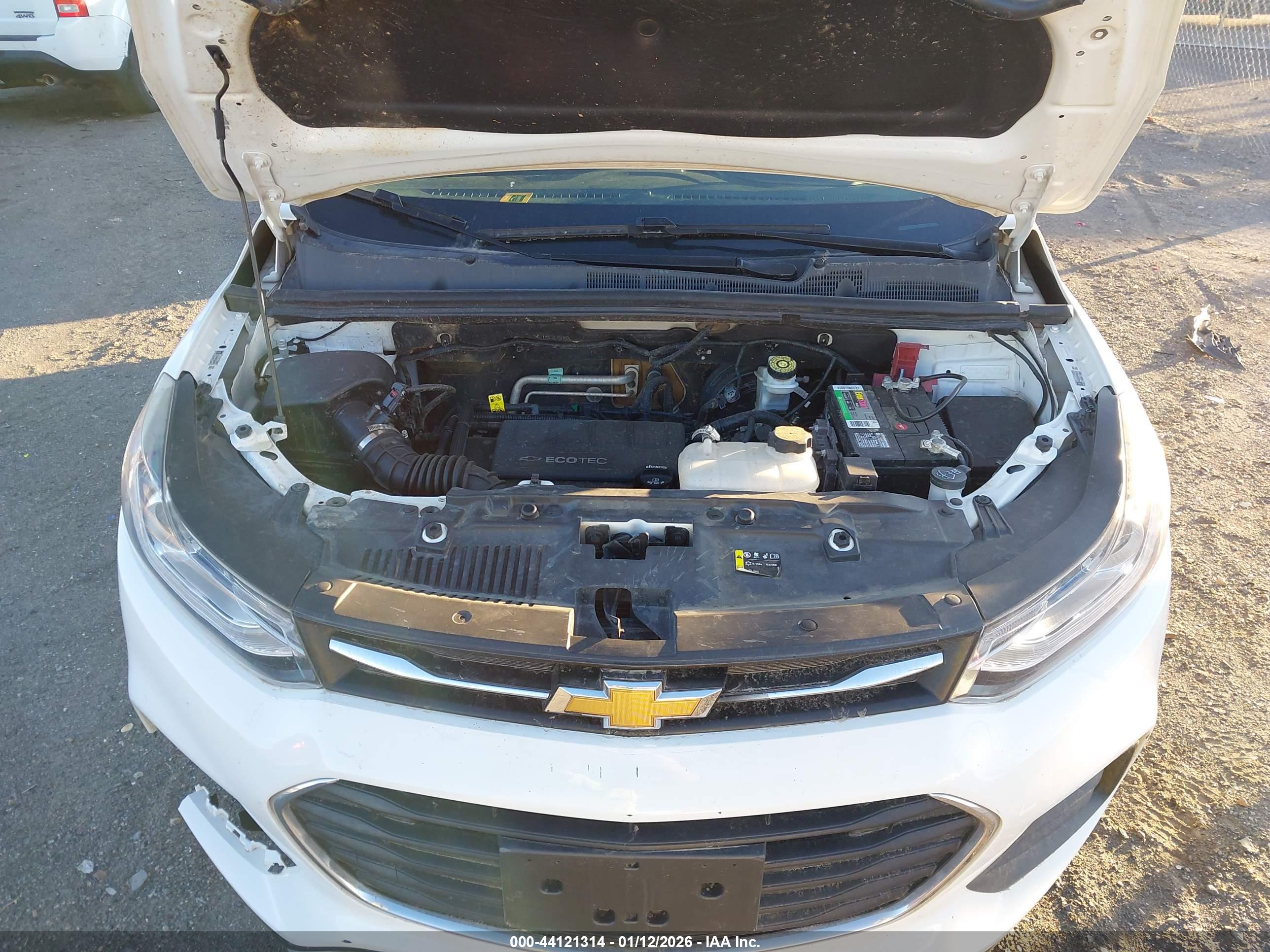 CHEVROLET TRAX image 10