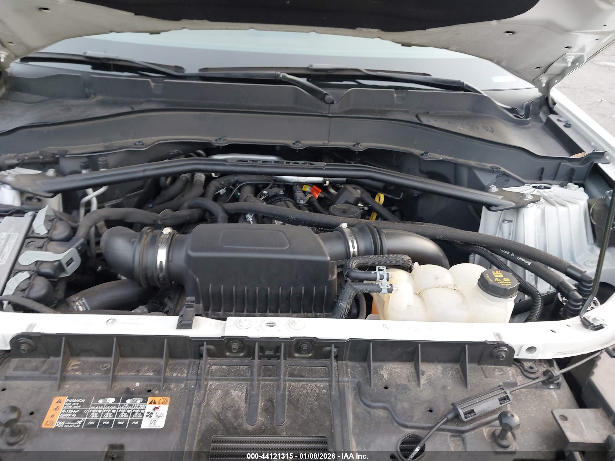 FORD EXPLORER image 10