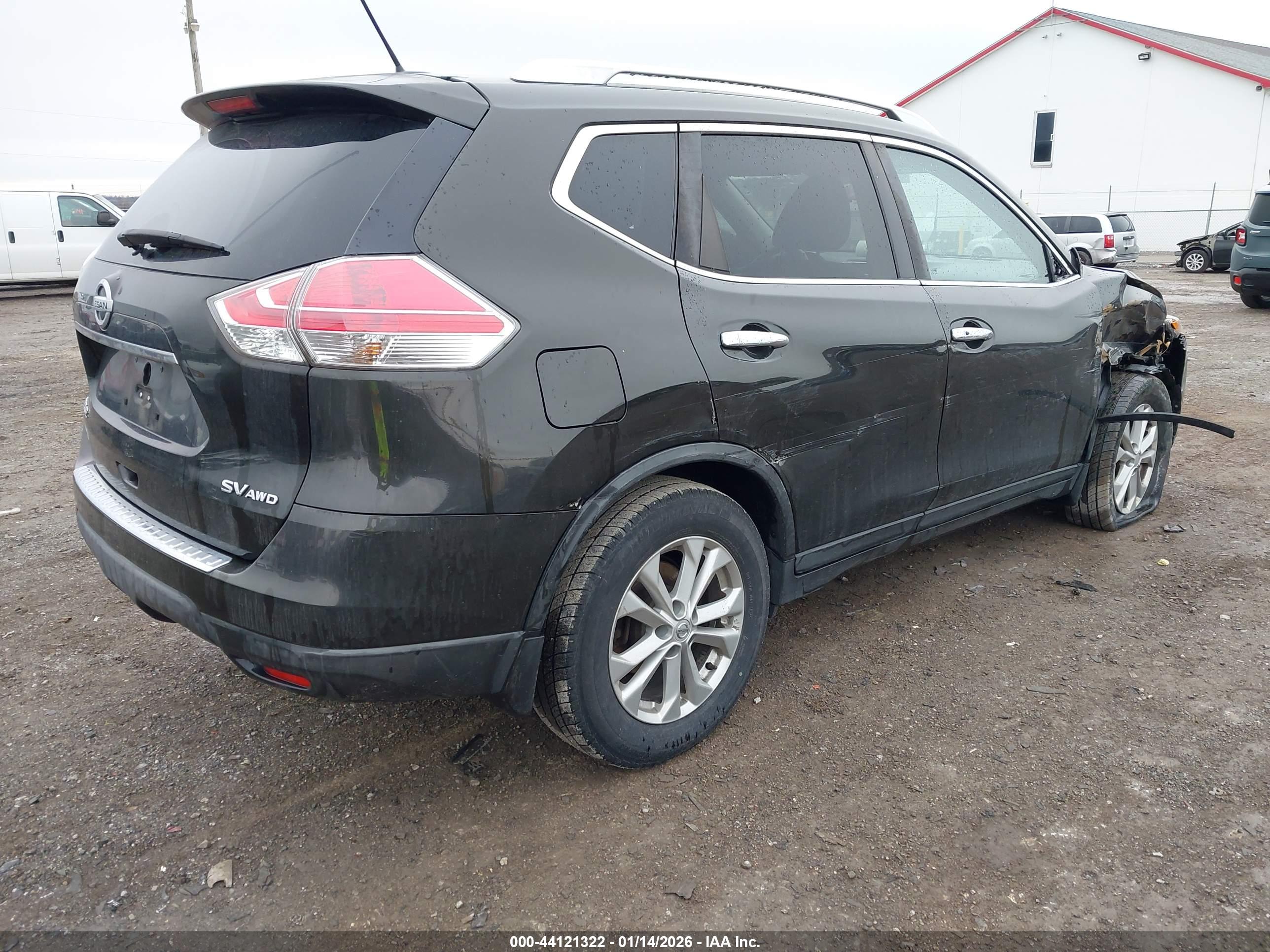 NISSAN ROGUE image 4