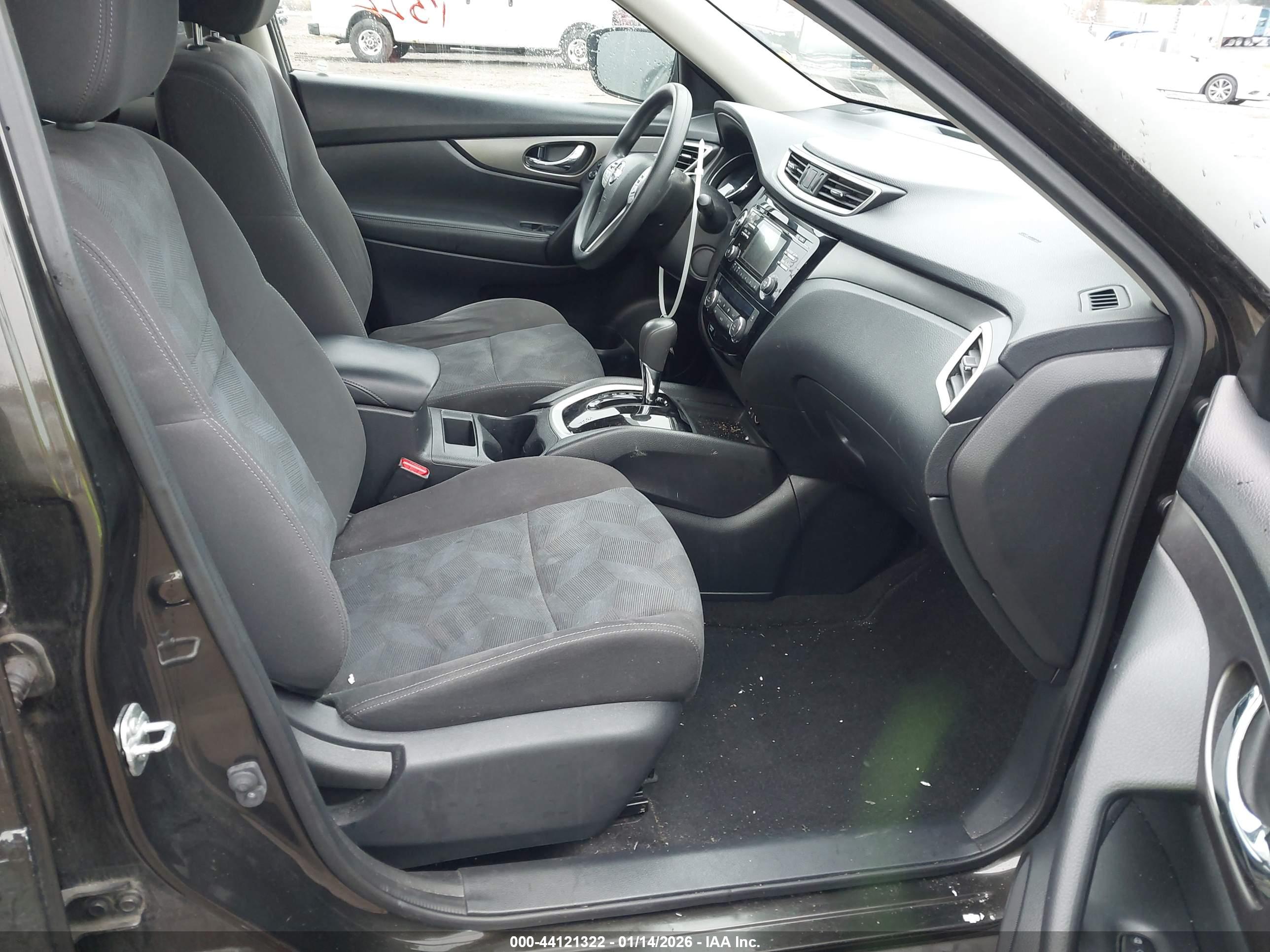 NISSAN ROGUE image 5