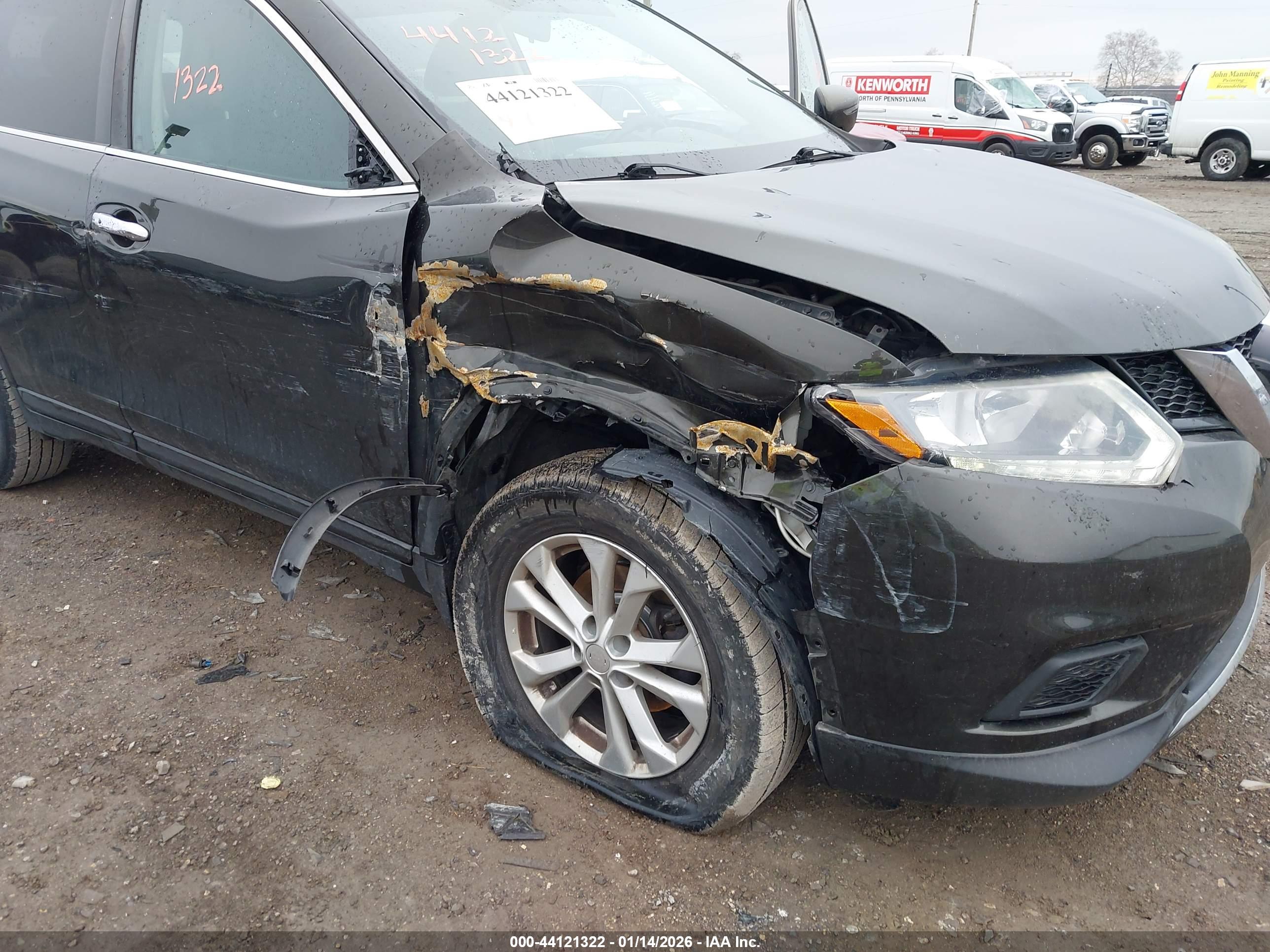 NISSAN ROGUE image 6