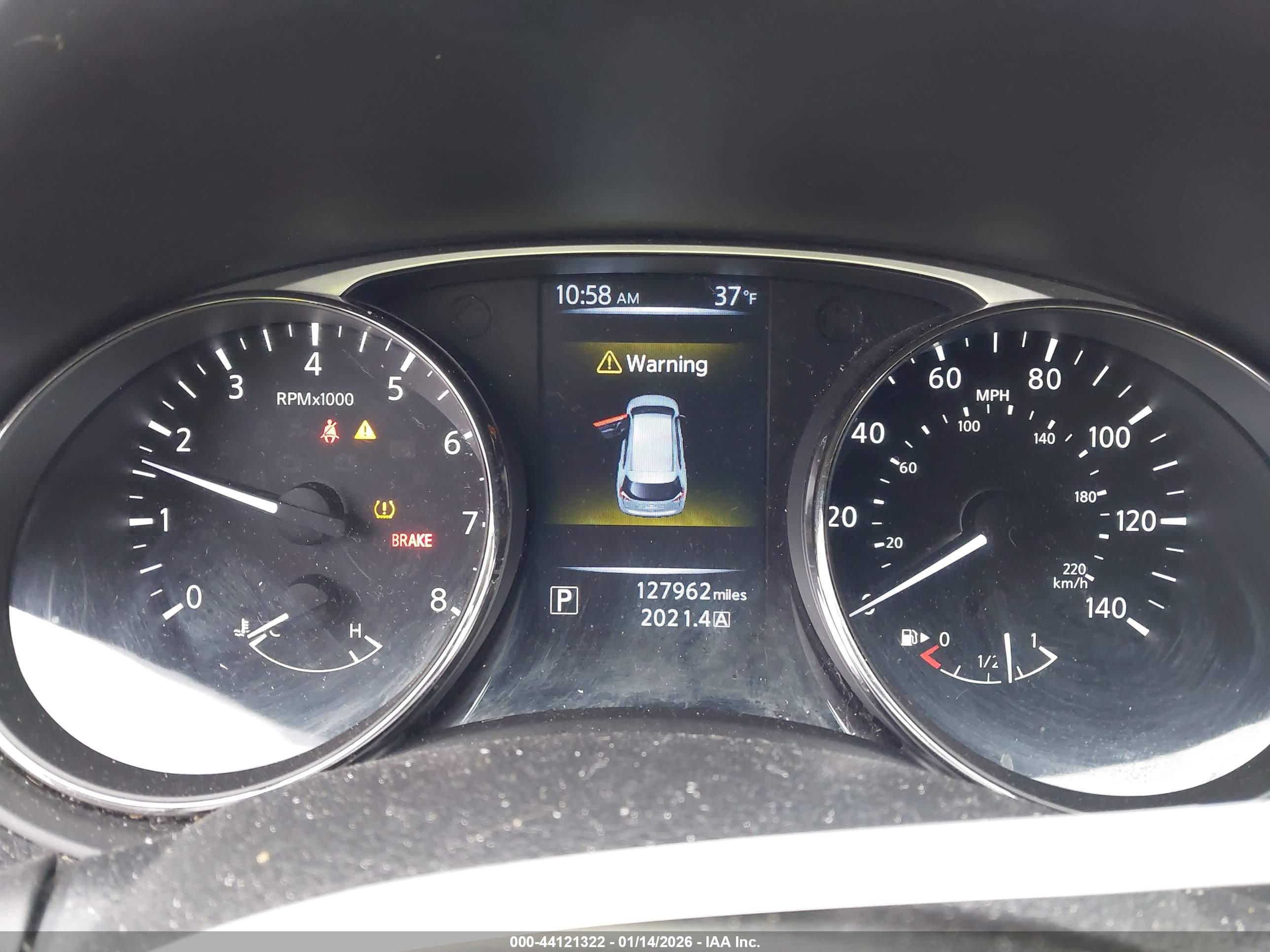 NISSAN ROGUE image 7