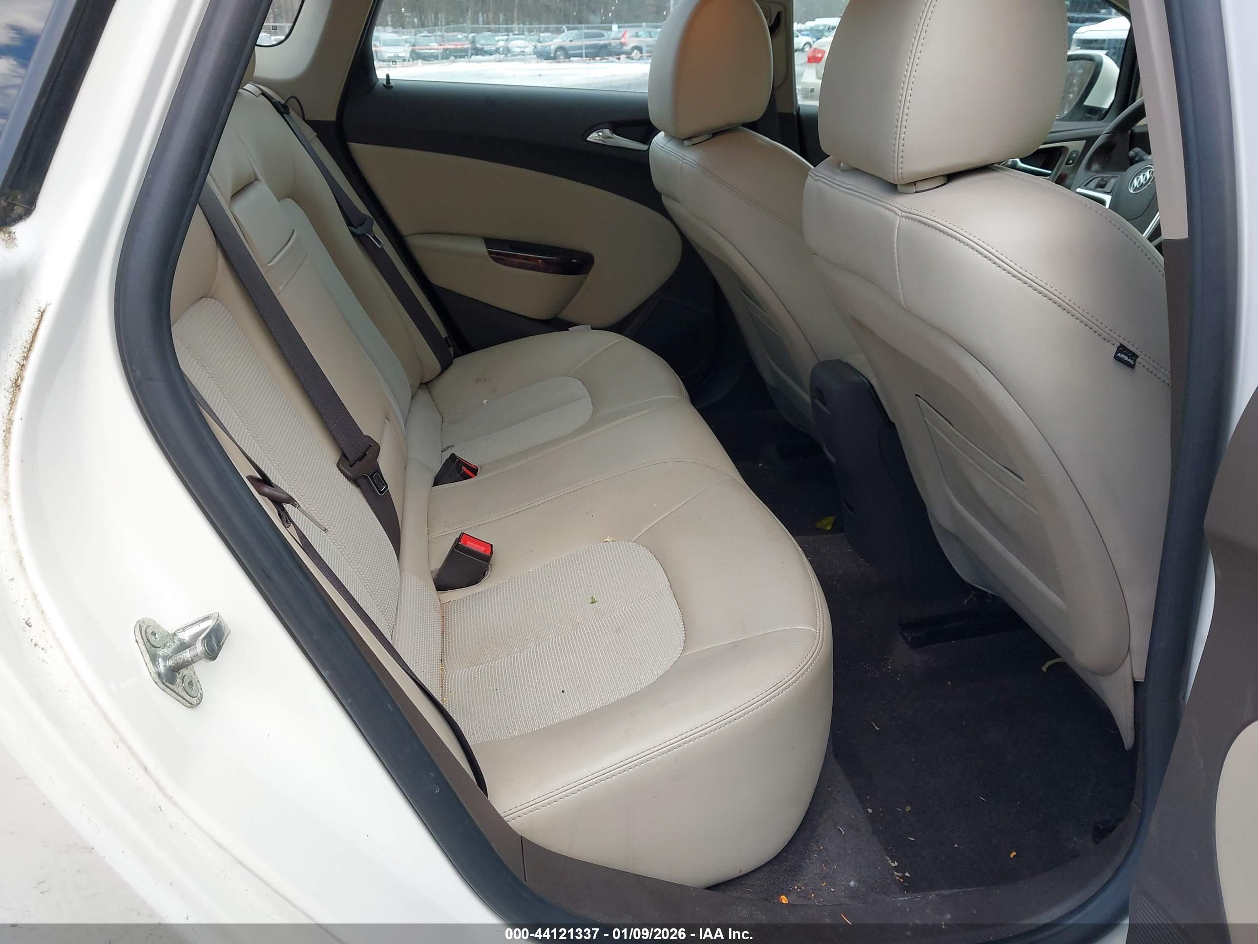BUICK VERANO image 8