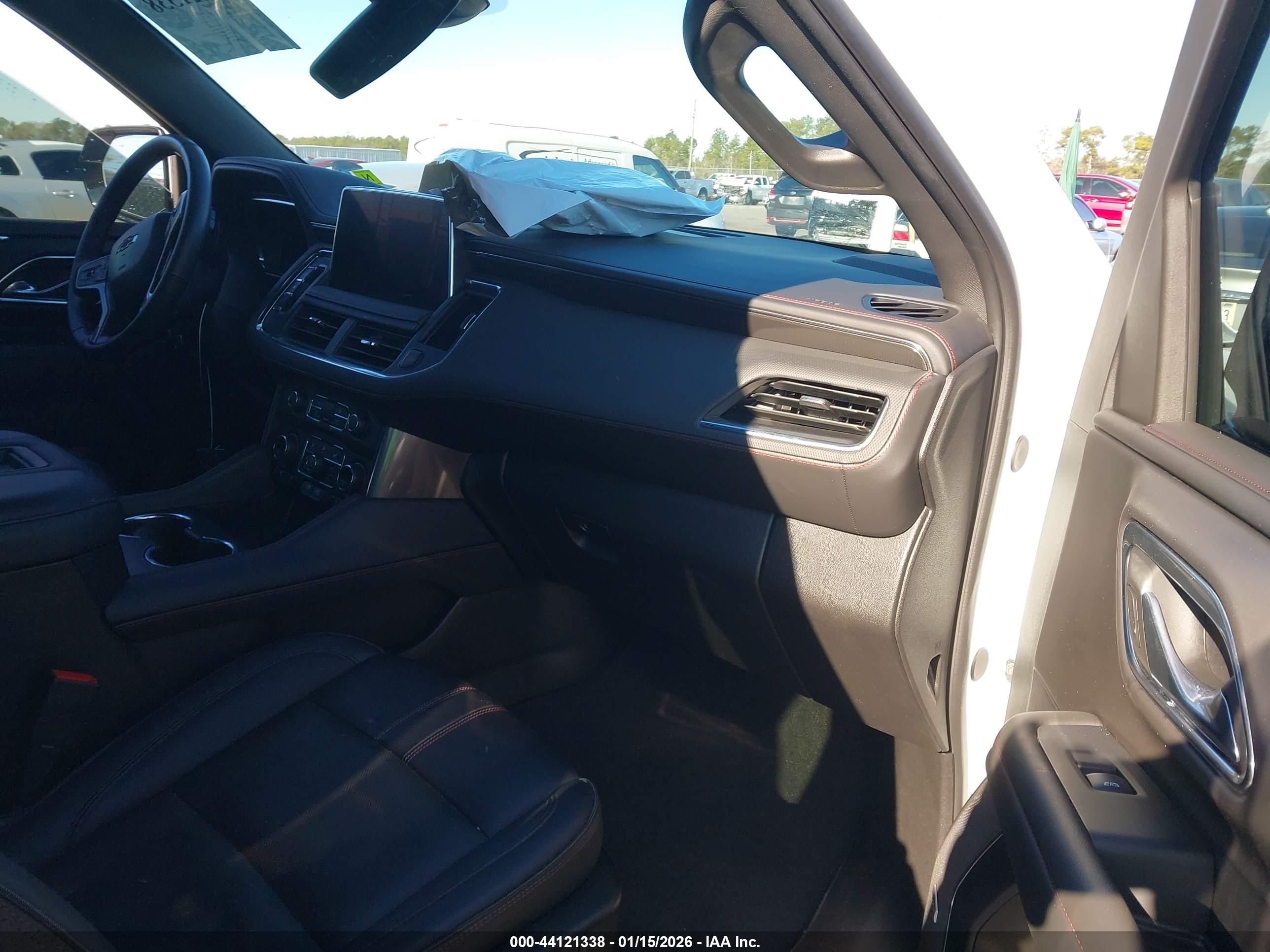 CHEVROLET TAHOE image 5