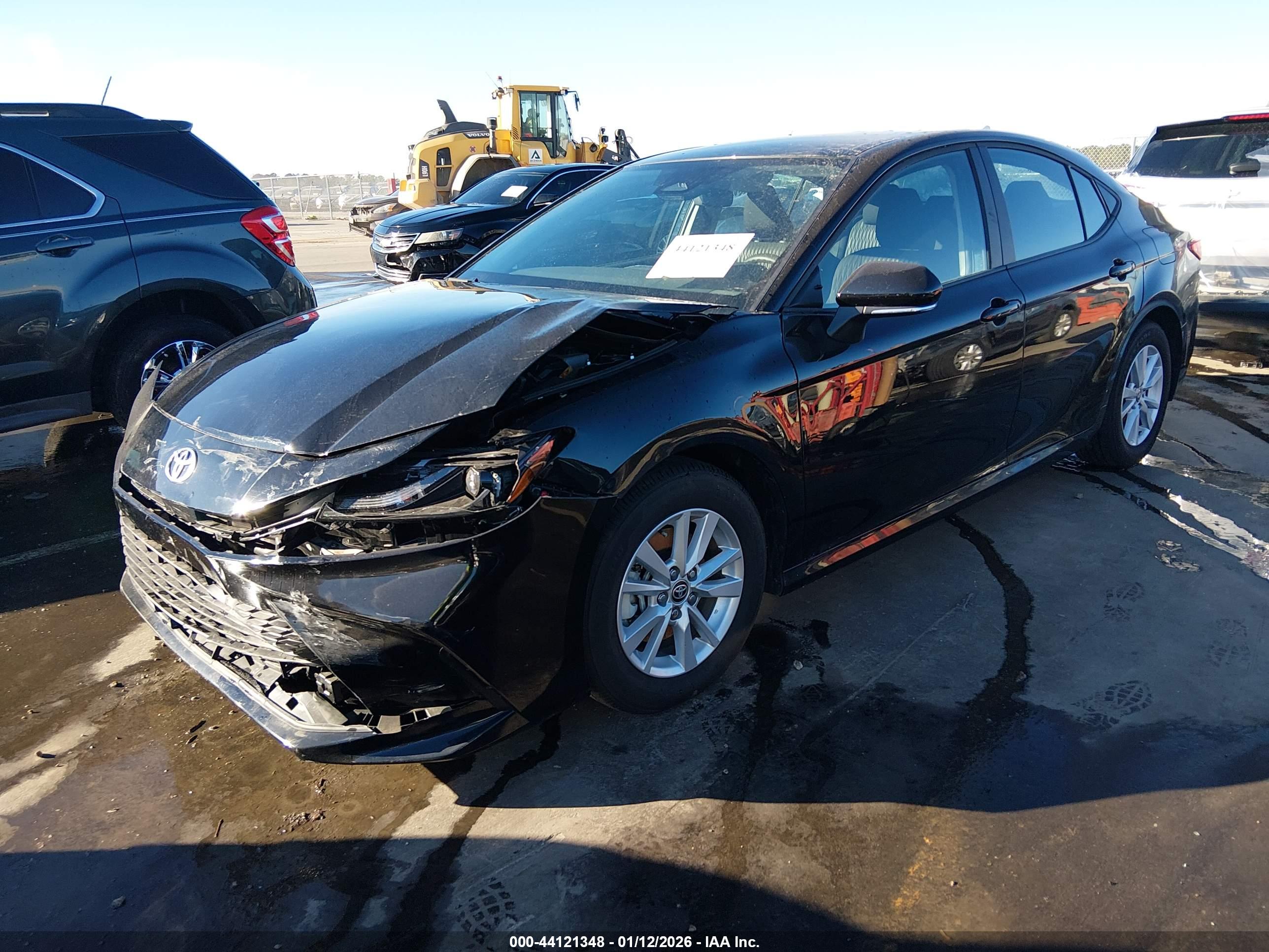 TOYOTA CAMRY image 2