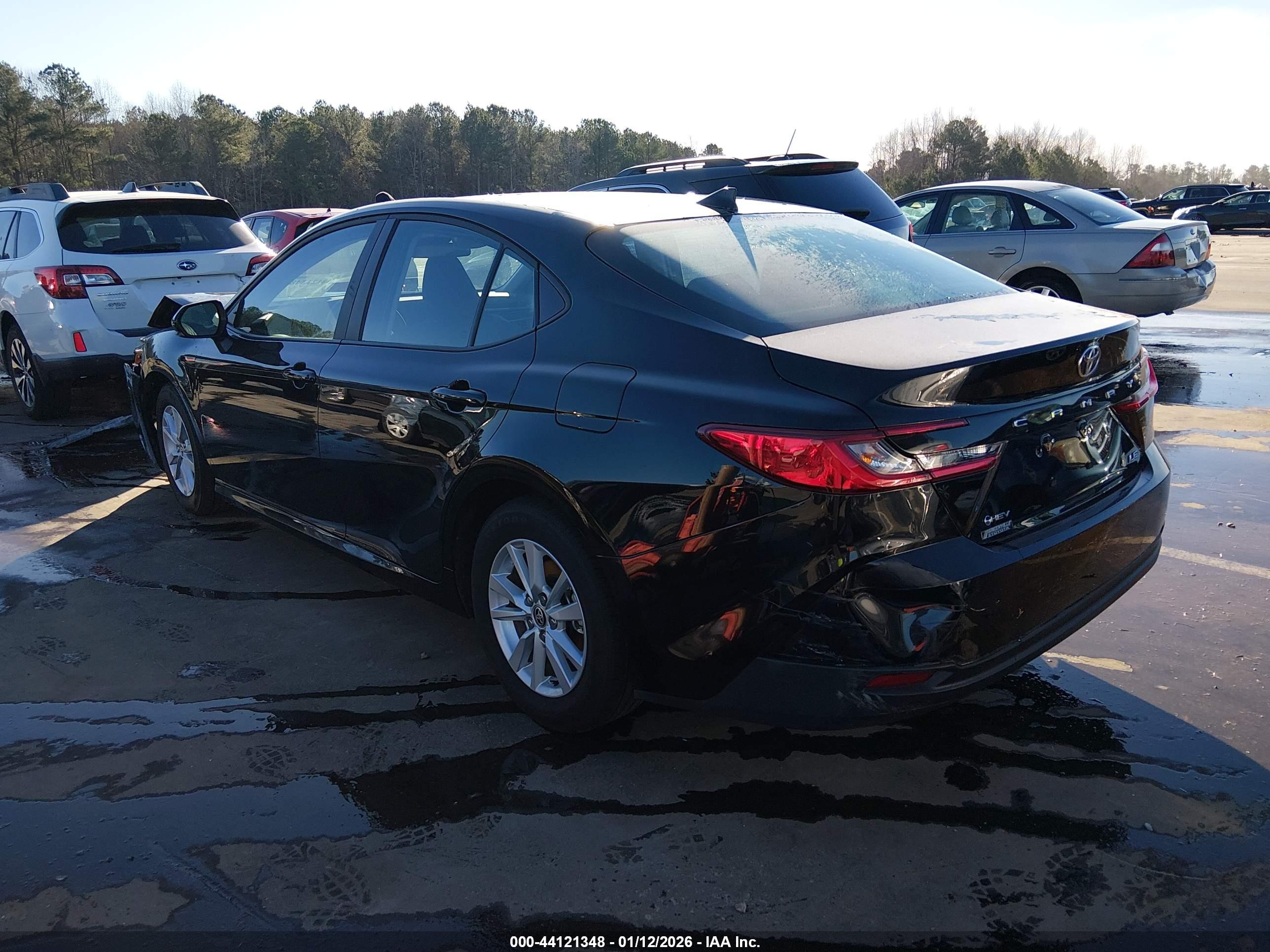 TOYOTA CAMRY image 3