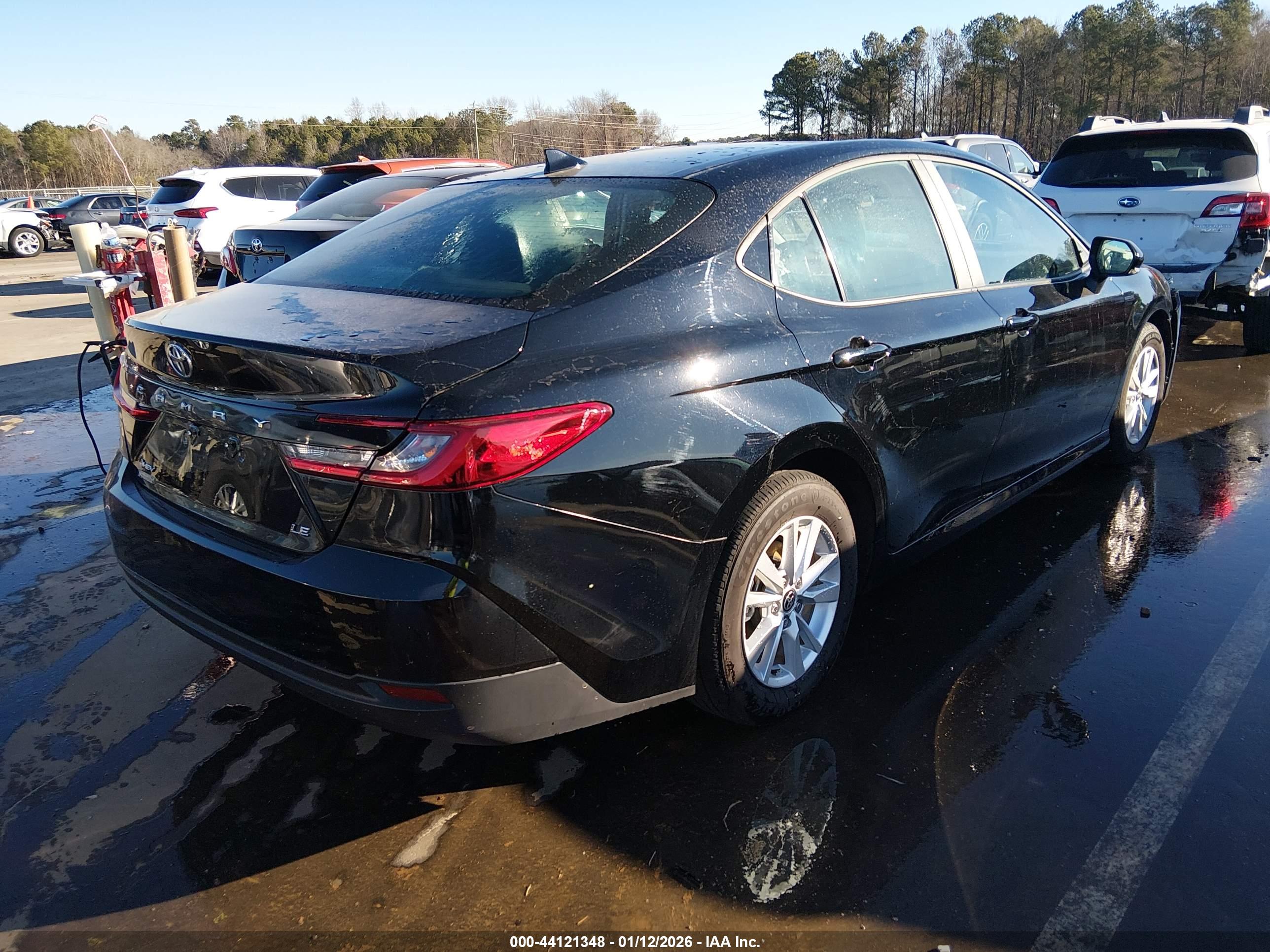 TOYOTA CAMRY image 4