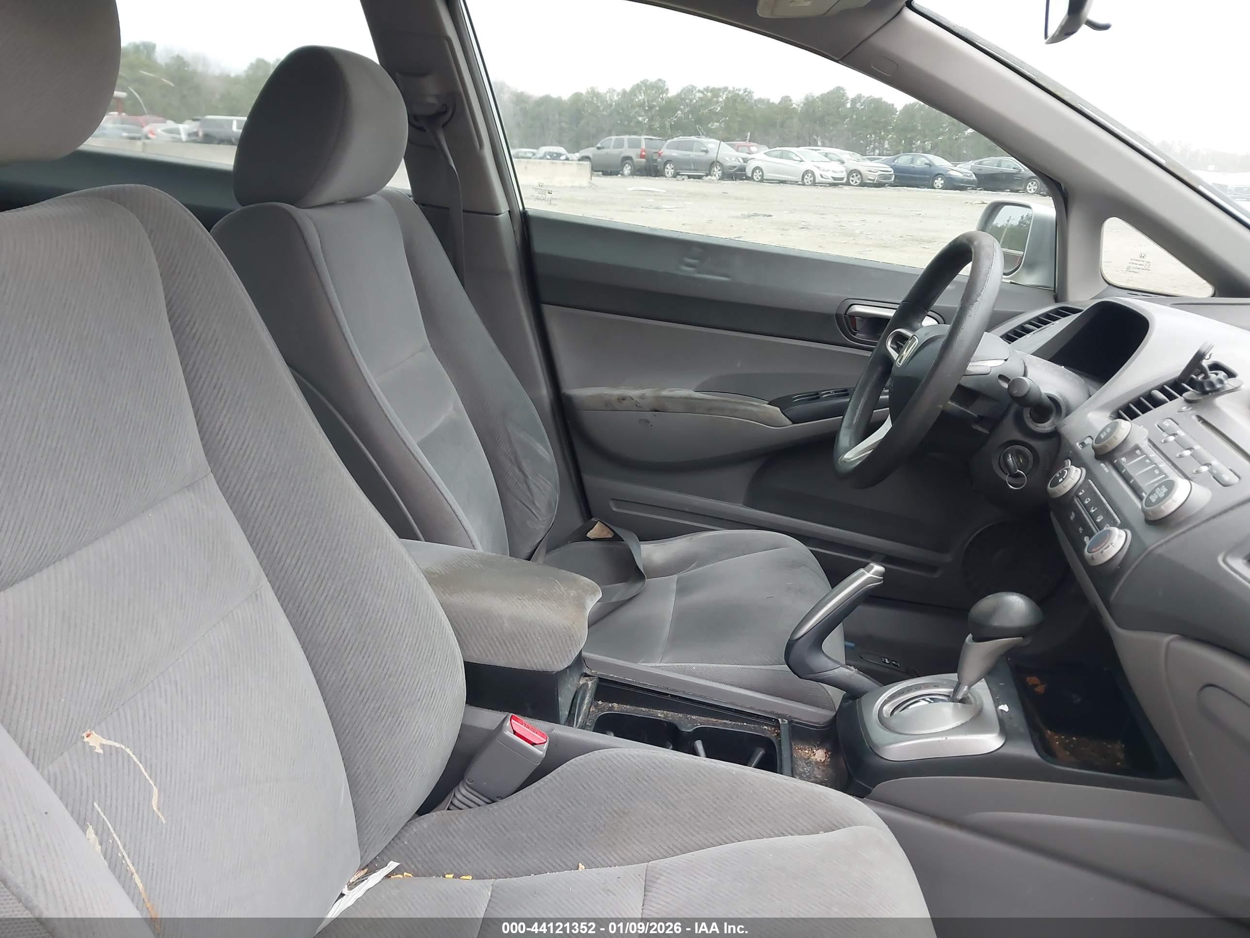 HONDA CIVIC image 5