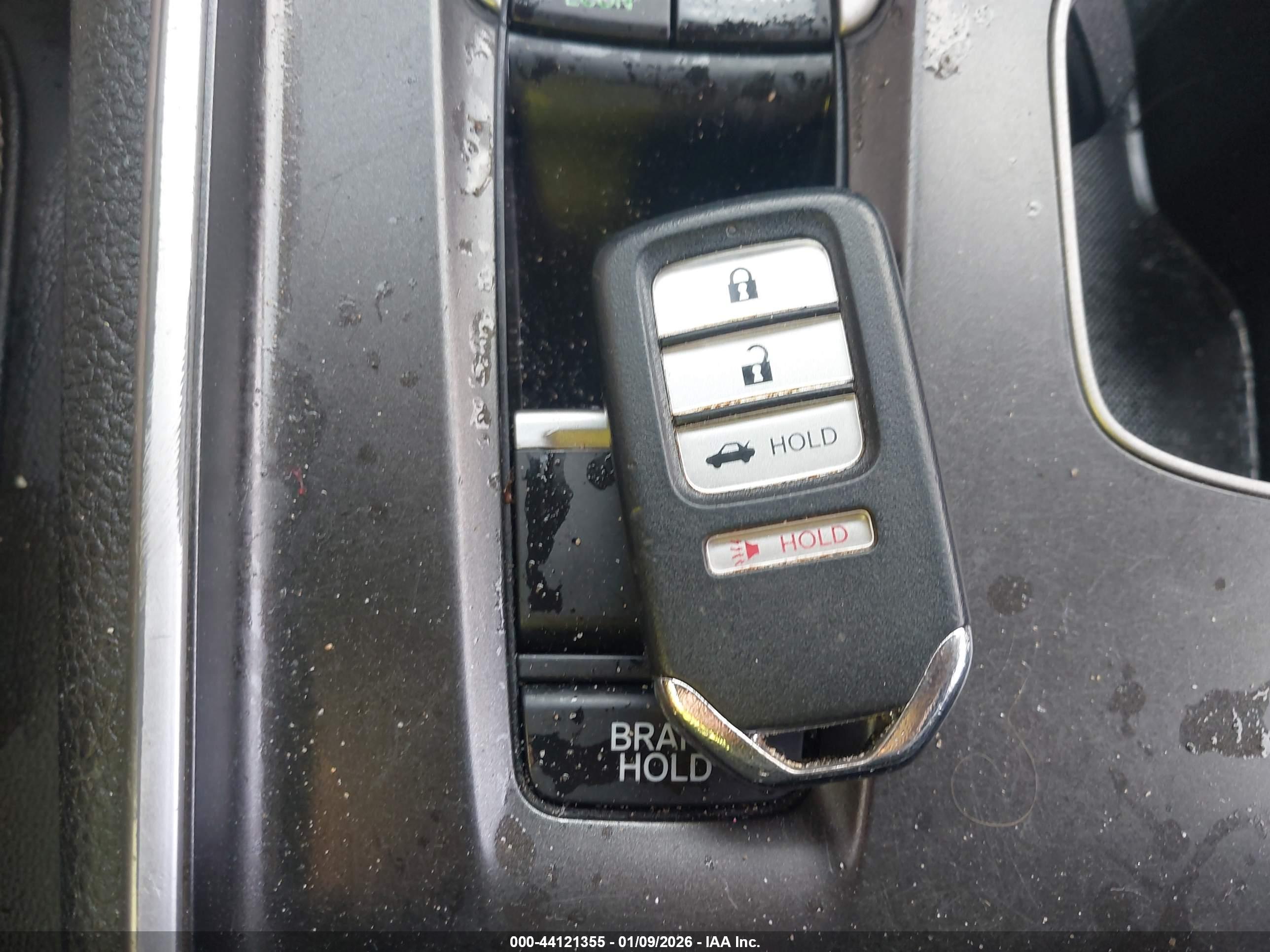 HONDA ACCORD image 11