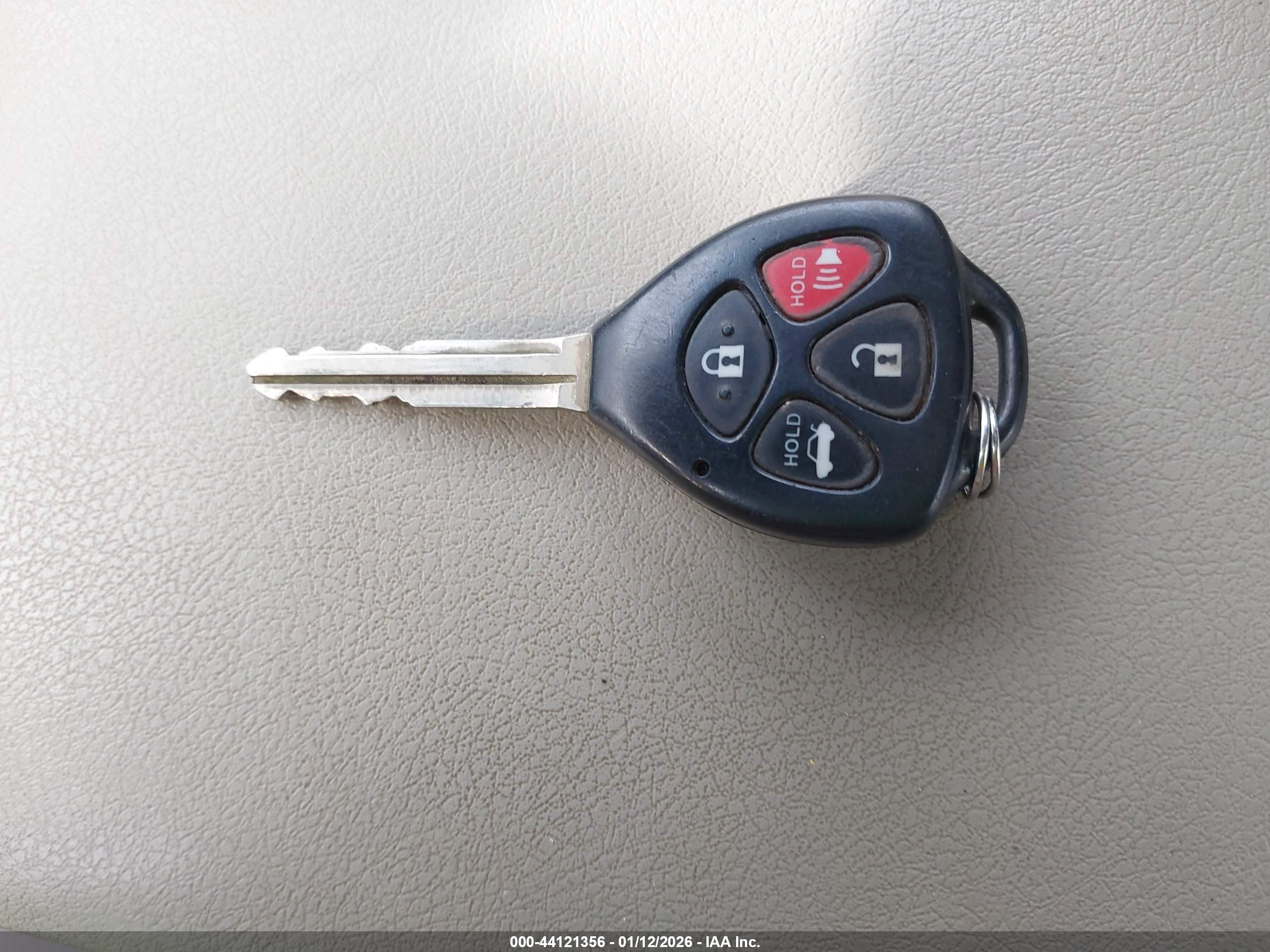 TOYOTA CAMRY image 11