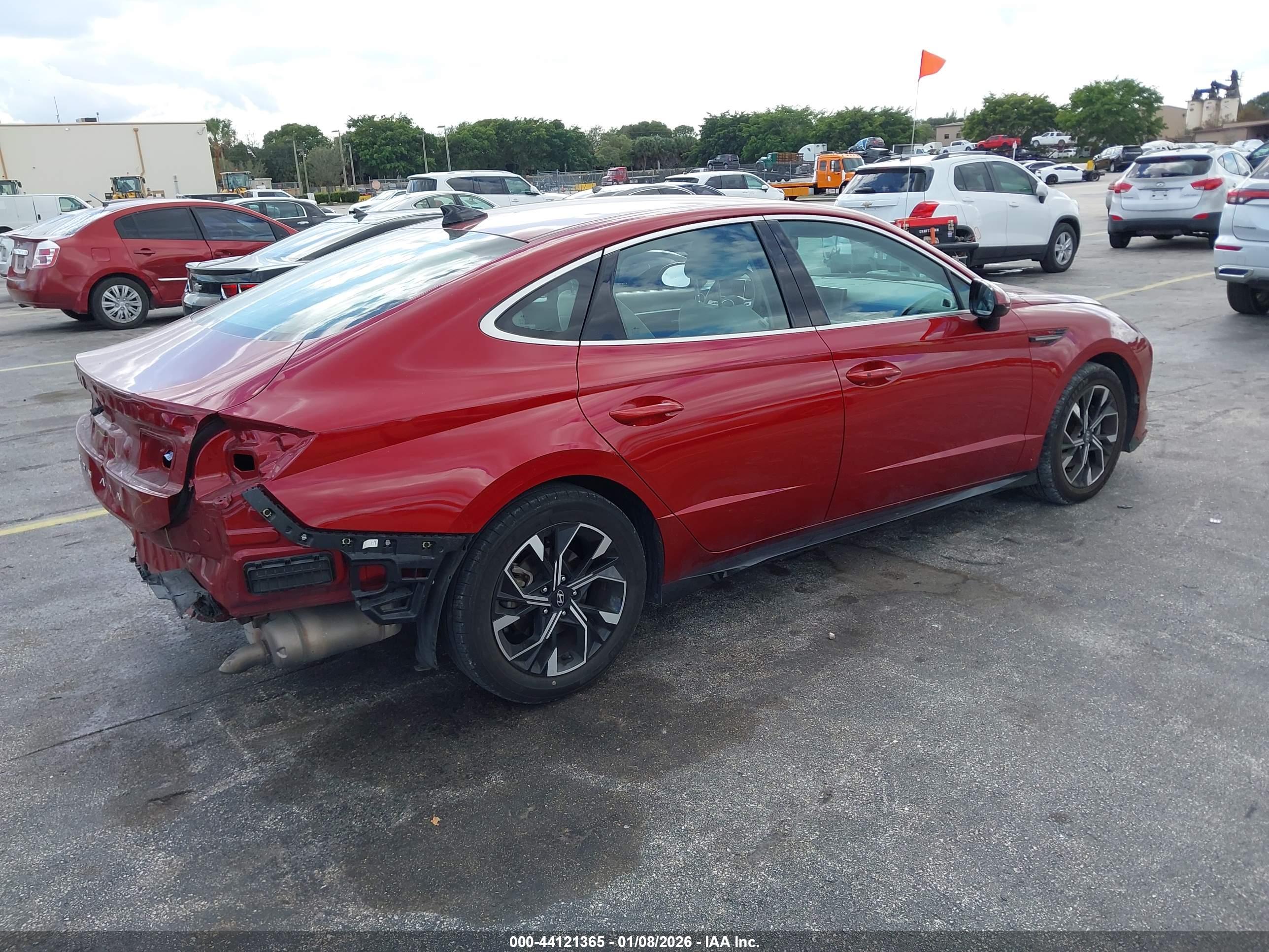 HYUNDAI SONATA image 4