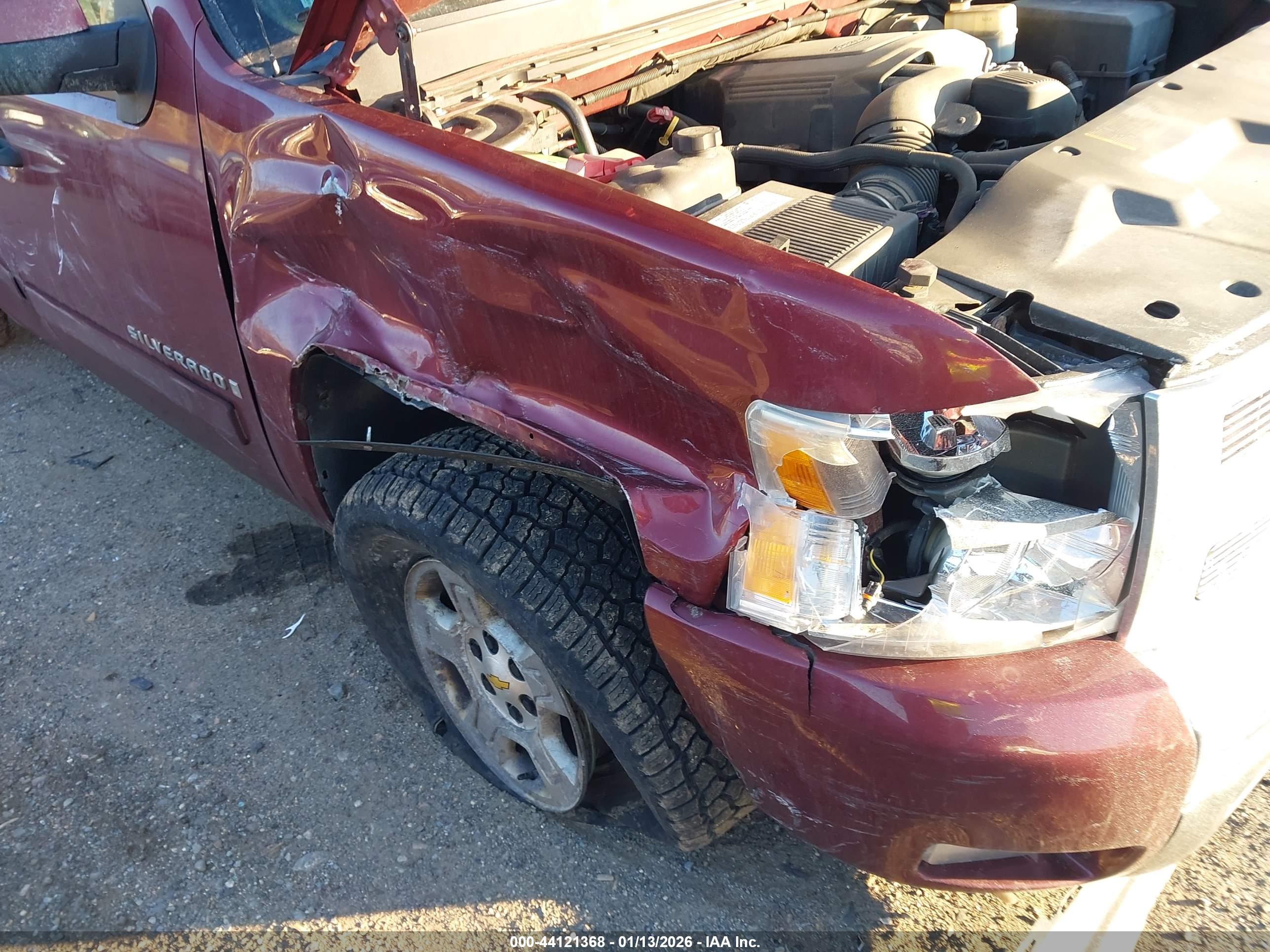 CHEVROLET SILVERADO image 6