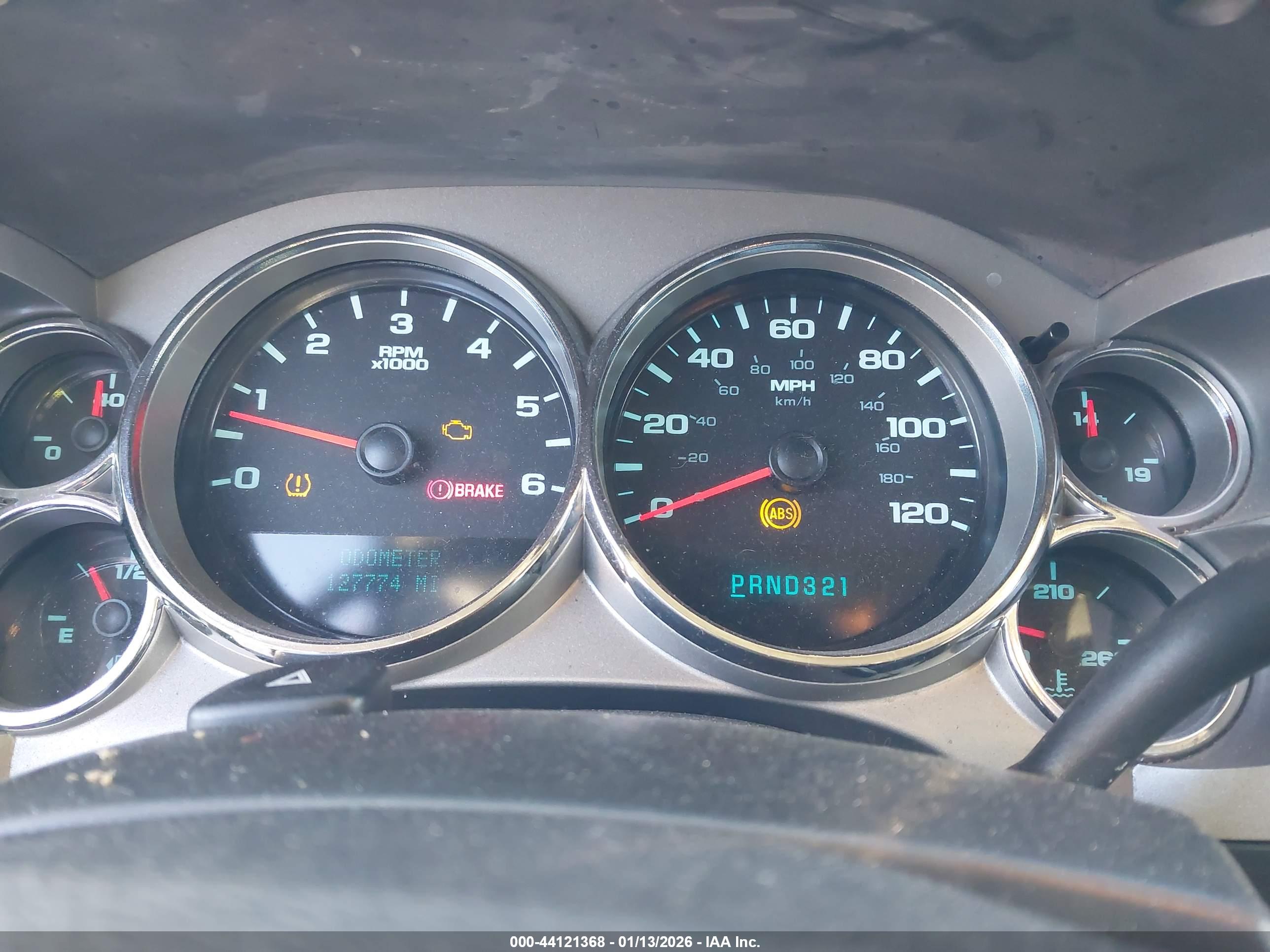 CHEVROLET SILVERADO image 7