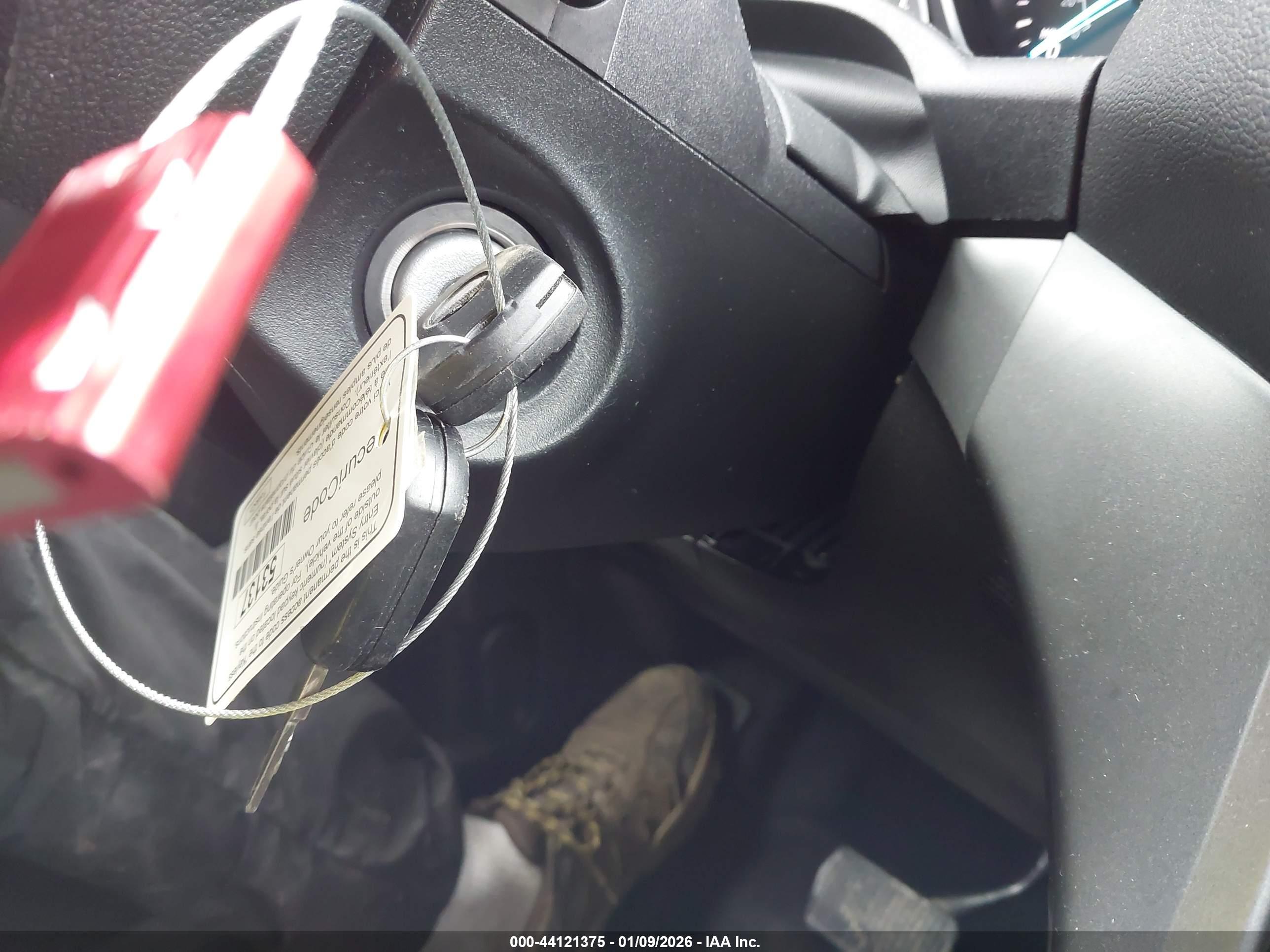FORD ESCAPE image 11