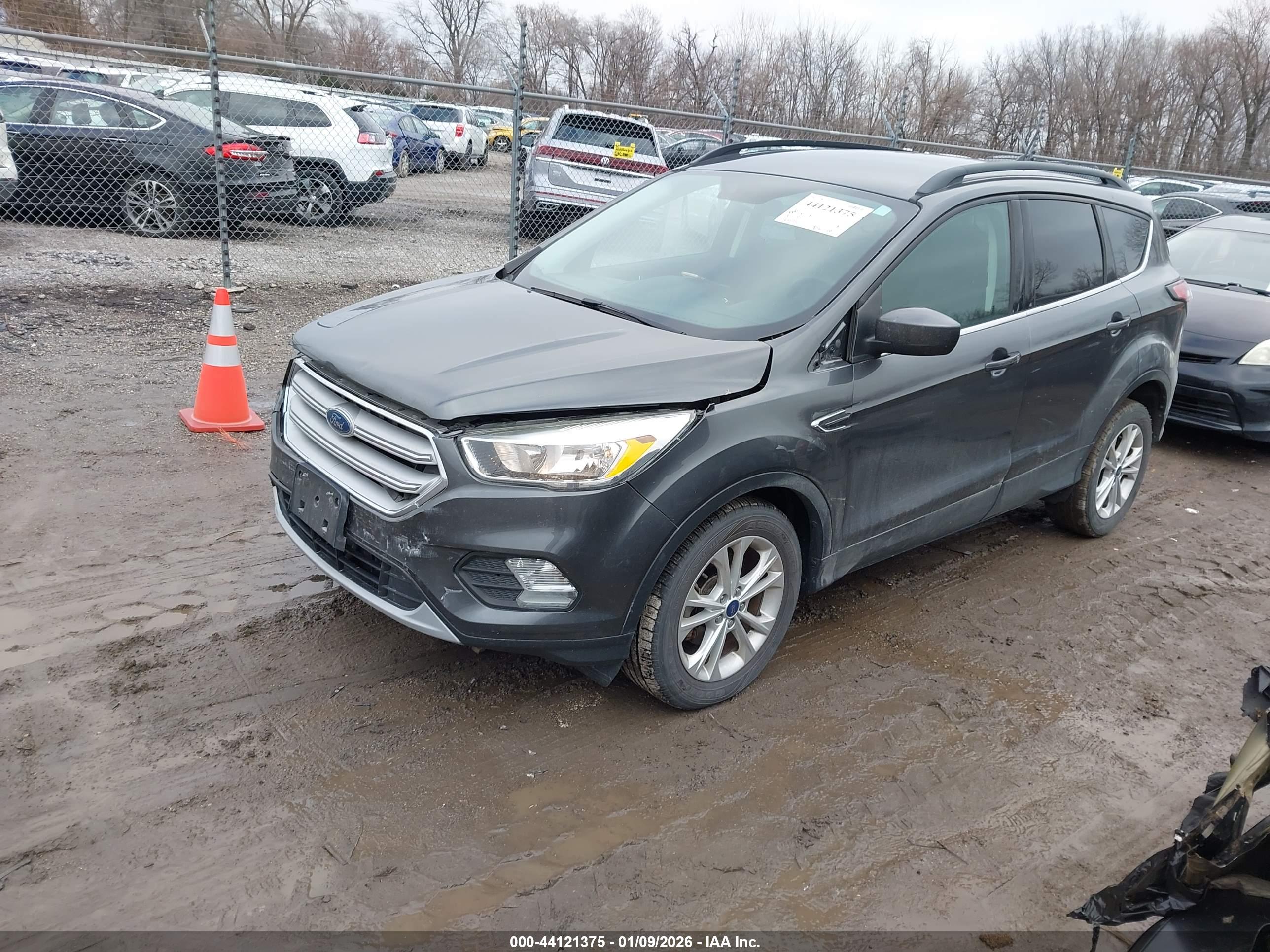 FORD ESCAPE image 2
