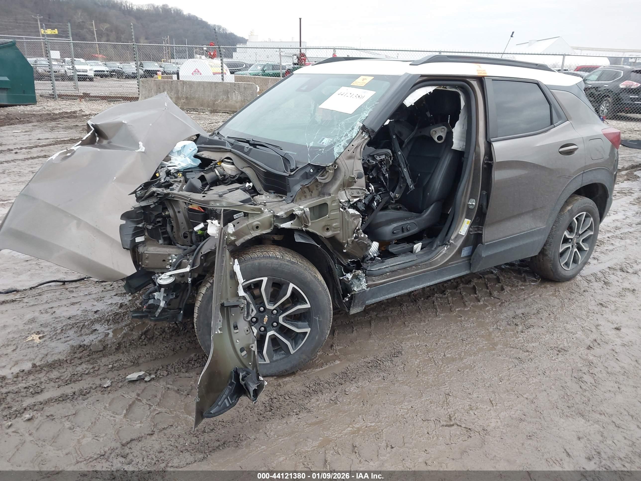 CHEVROLET TRAILBLAZER image 2