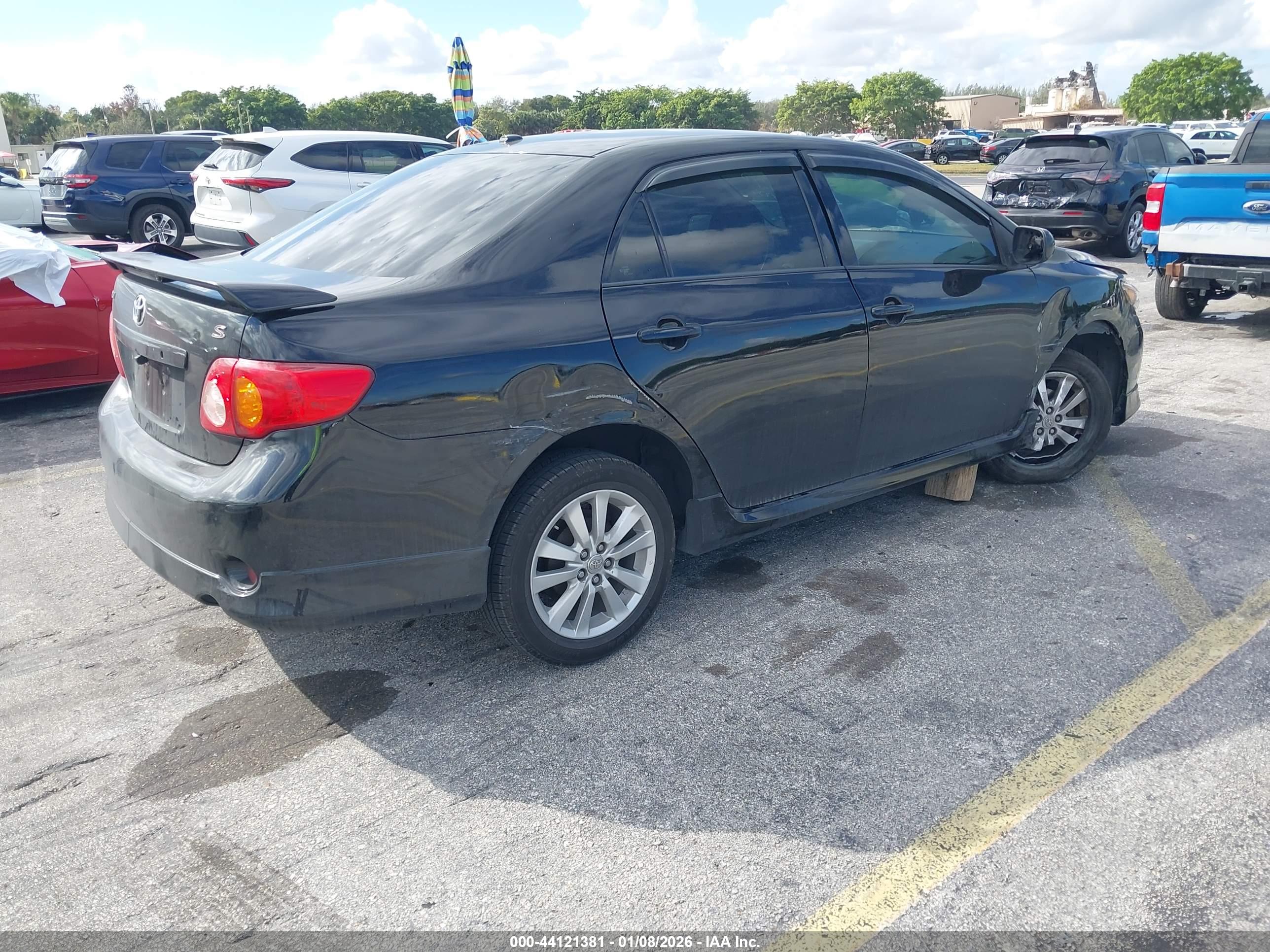 TOYOTA COROLLA image 4