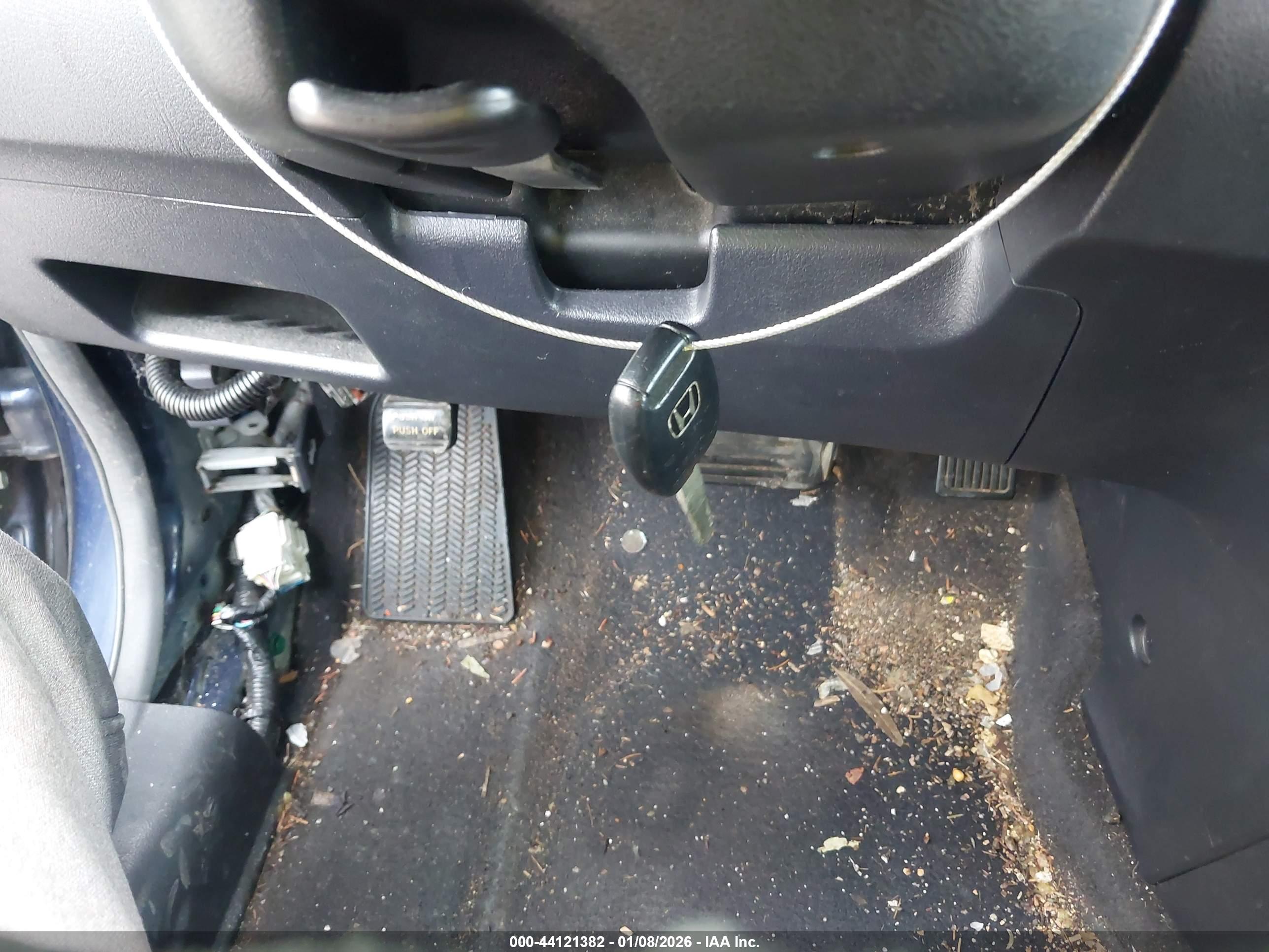 HONDA CR-V image 11