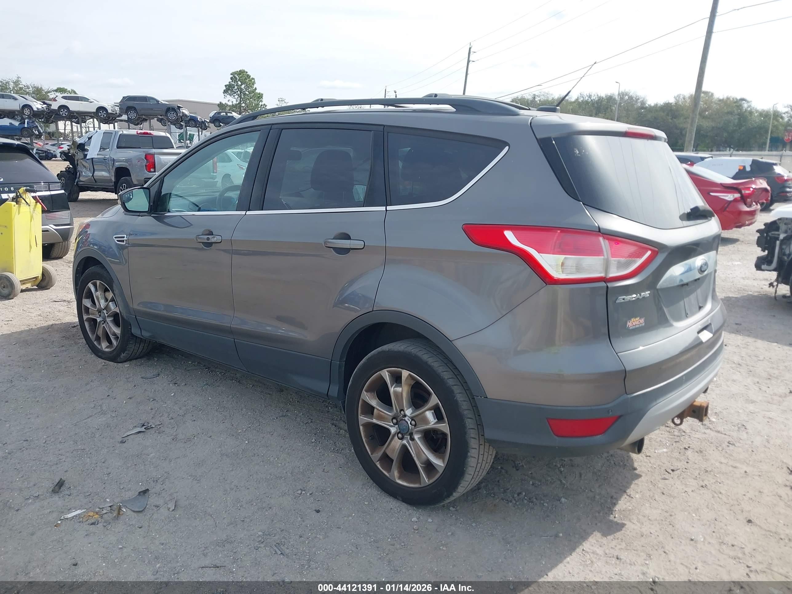 FORD ESCAPE image 3