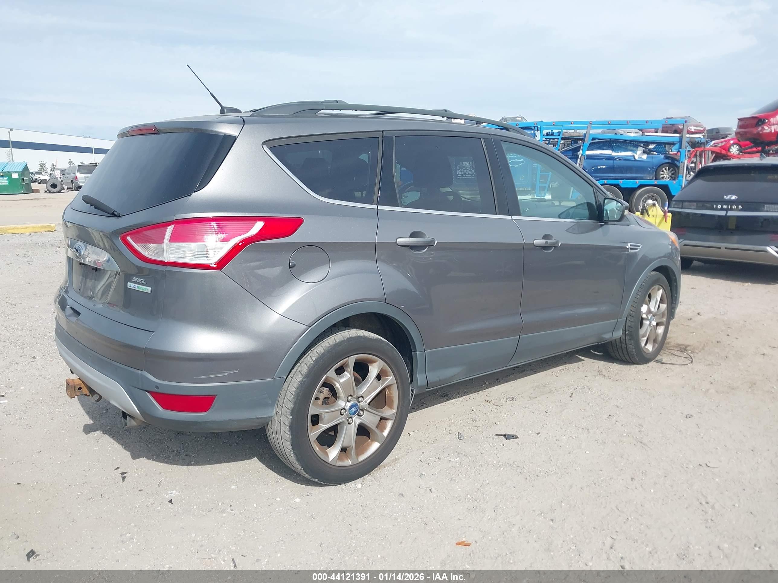 FORD ESCAPE image 4