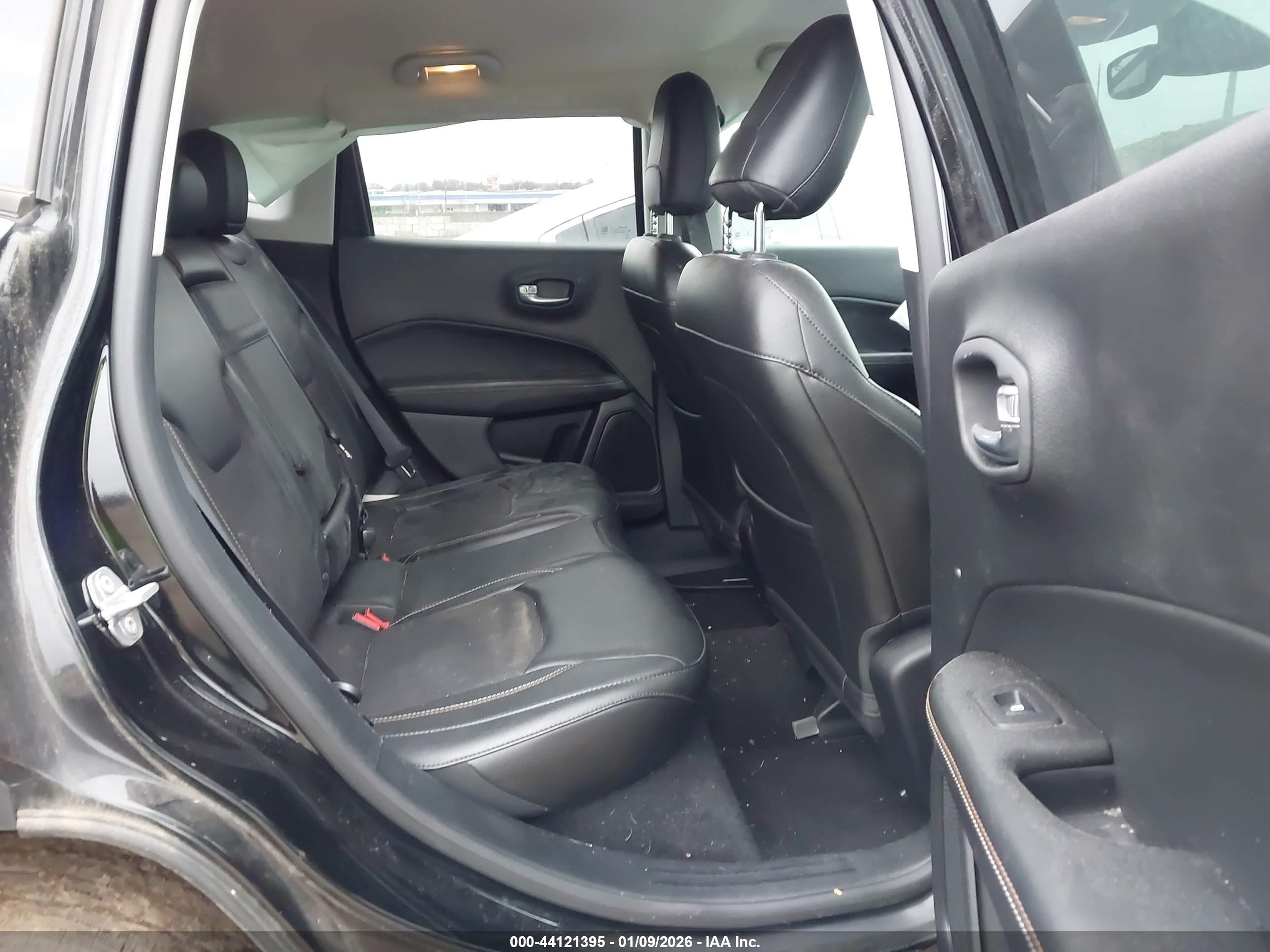 JEEP COMPASS image 8