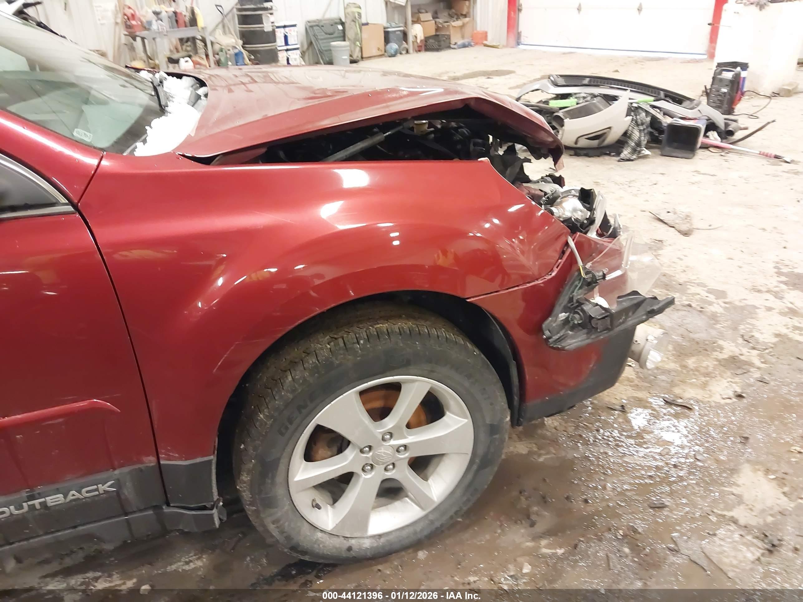 SUBARU OUTBACK image 6