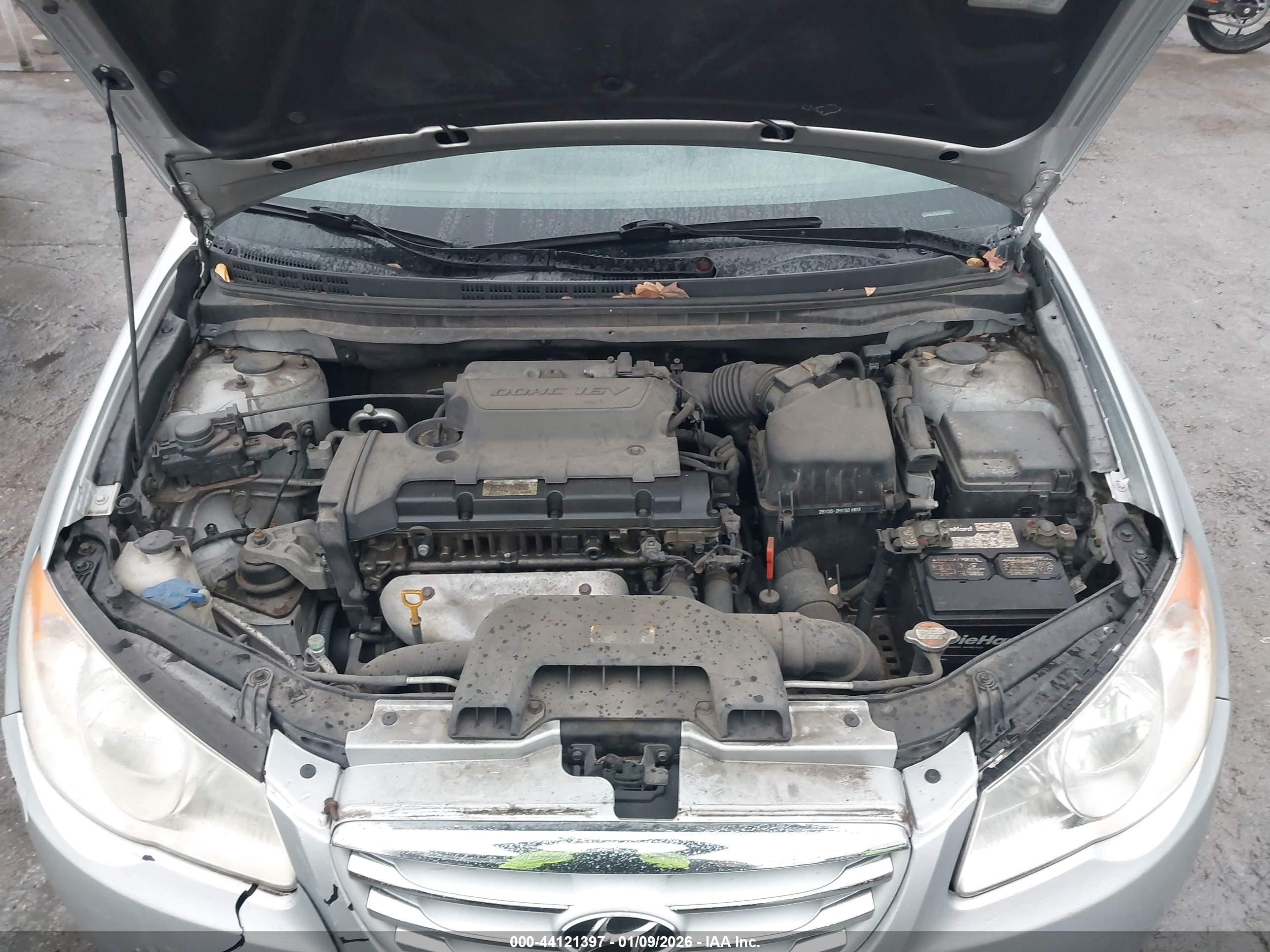 HYUNDAI ELANTRA image 10