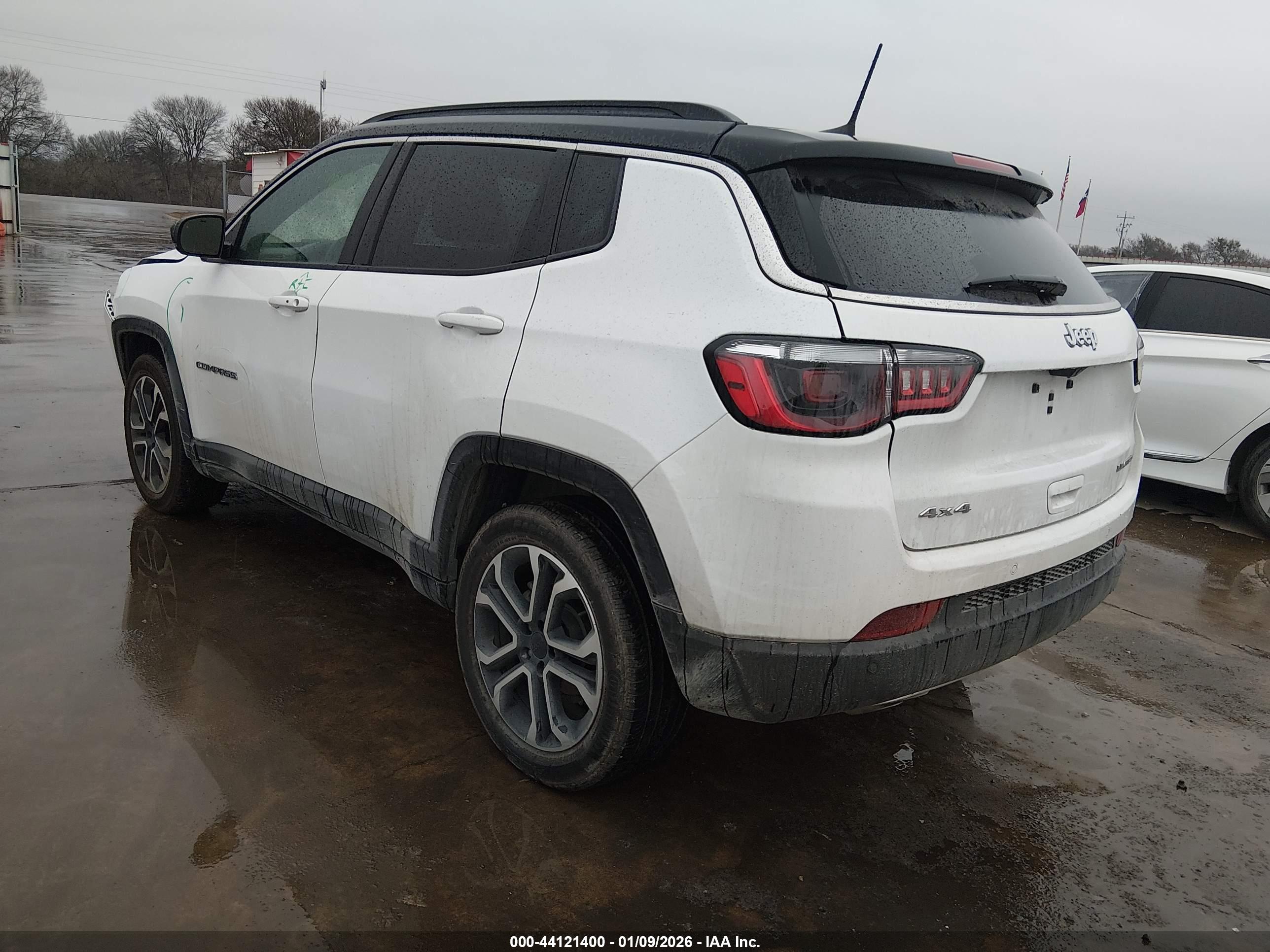 JEEP COMPASS image 3