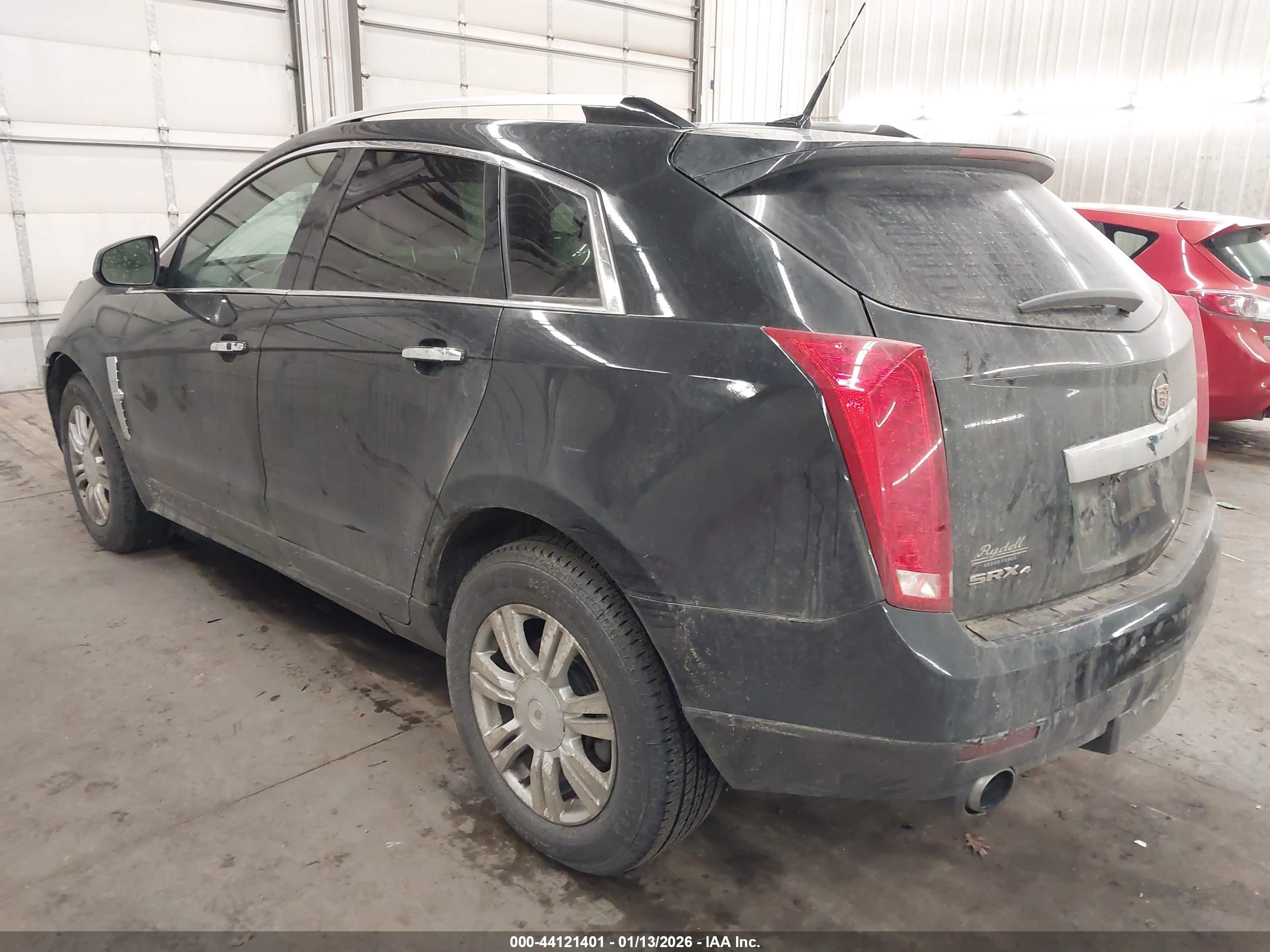 CADILLAC SRX image 3