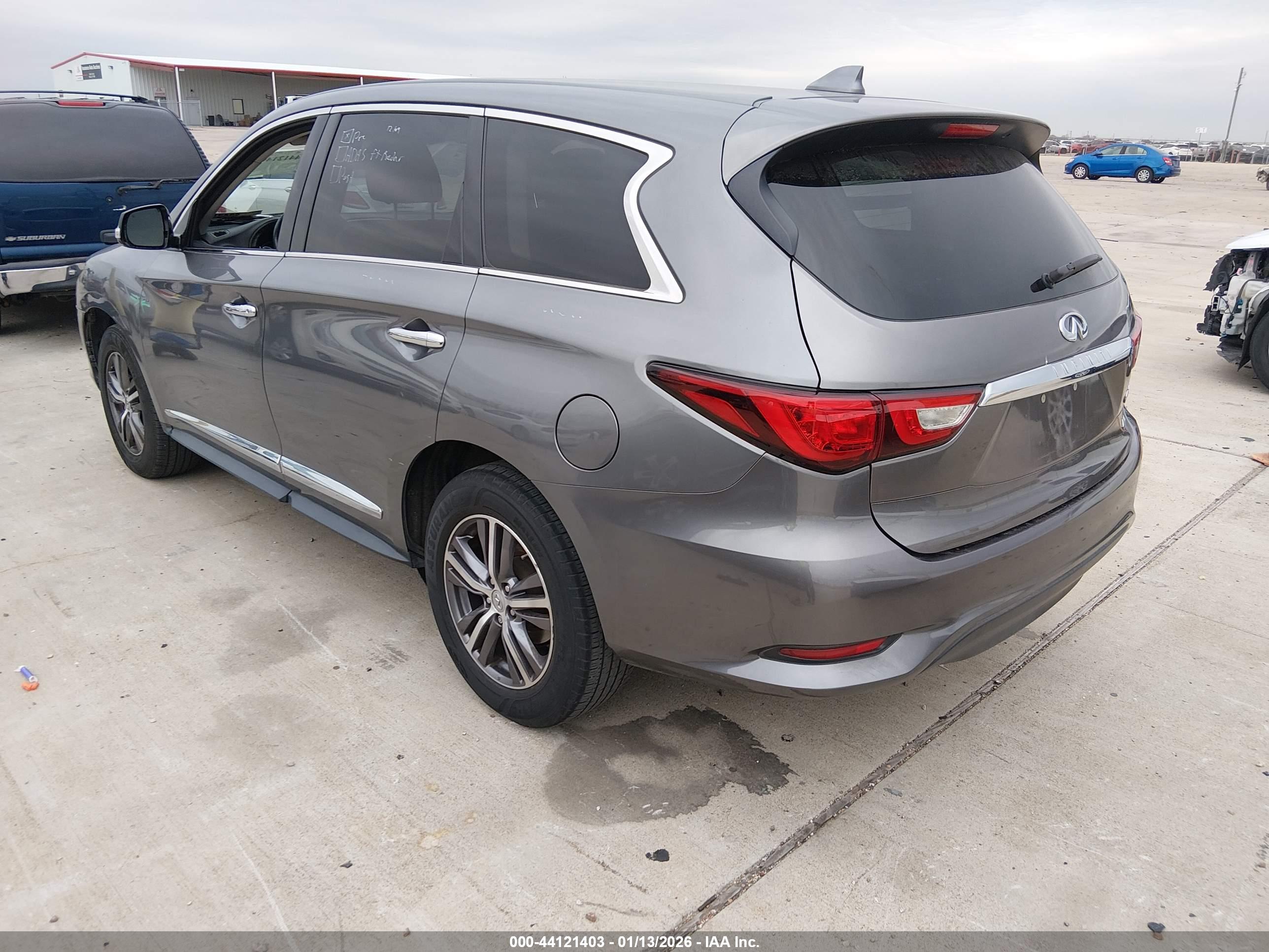 INFINITI QX60 image 3