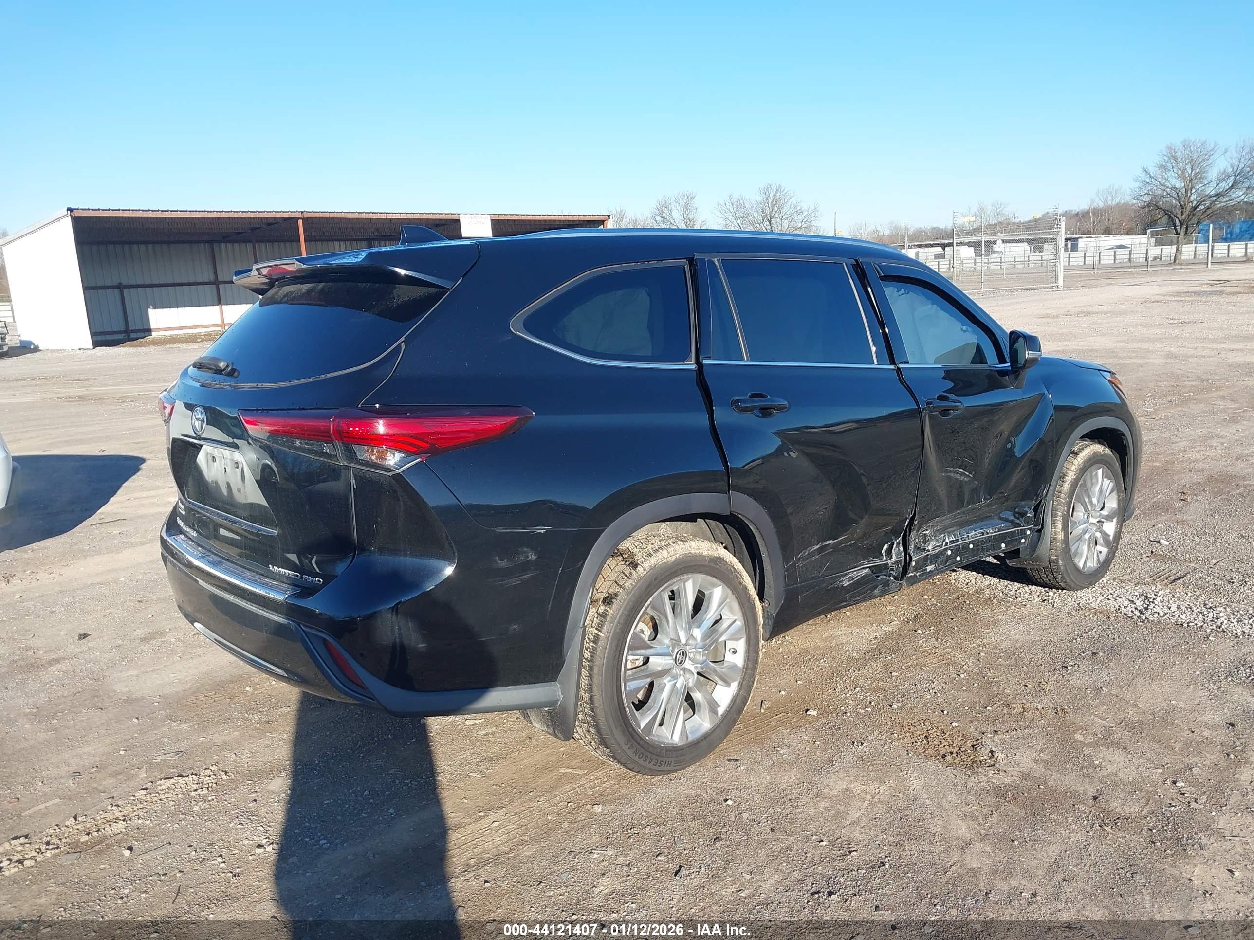 TOYOTA HIGHLANDER image 4