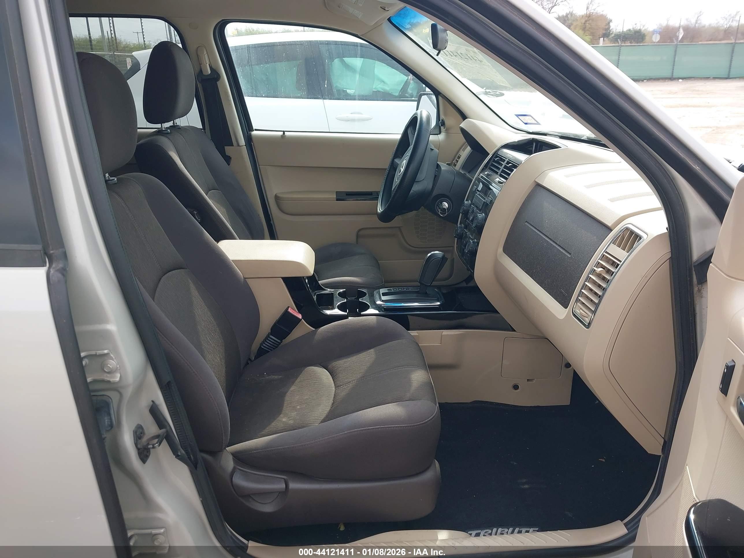 MAZDA TRIBUTE image 5