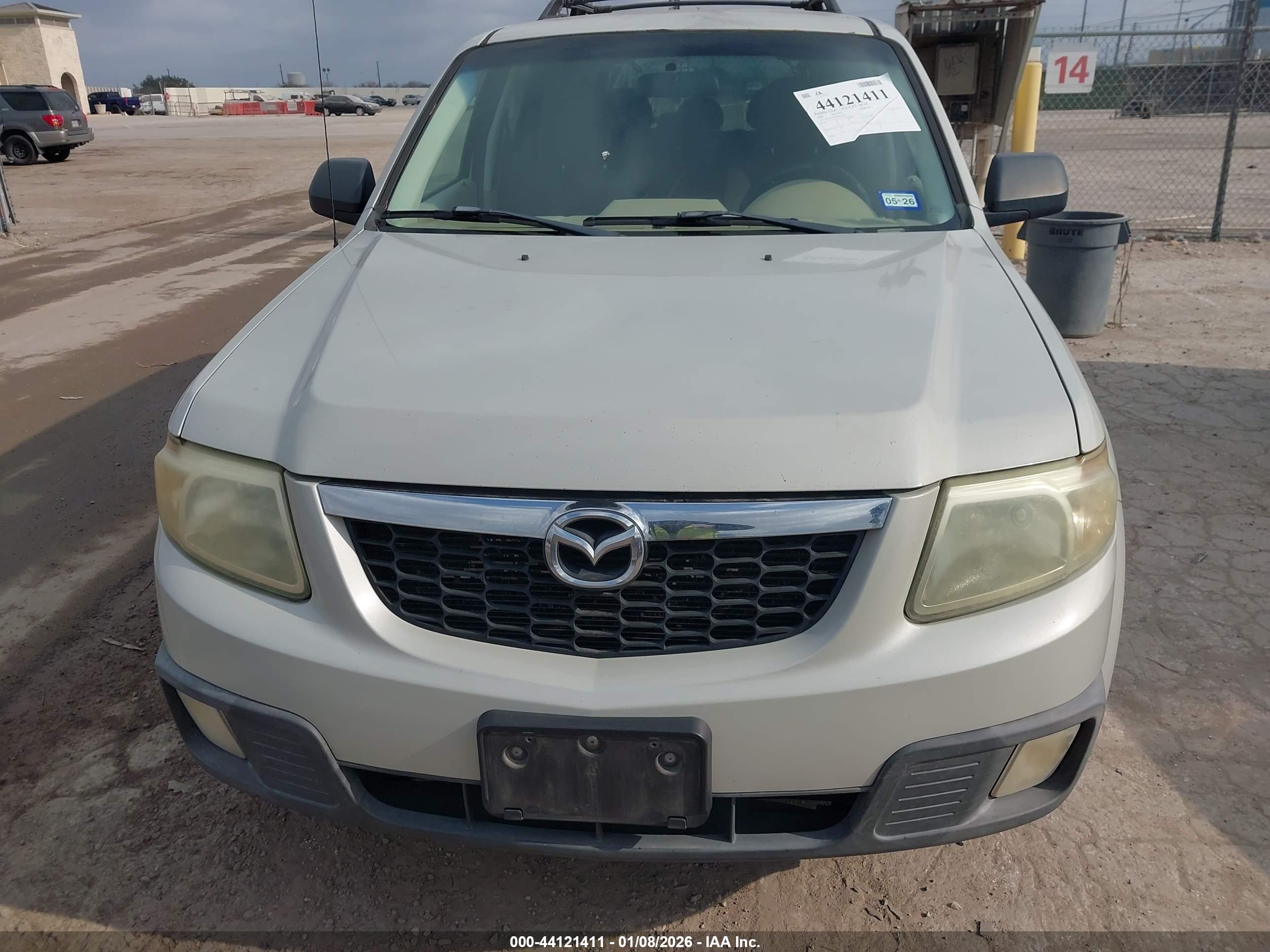 MAZDA TRIBUTE image 6